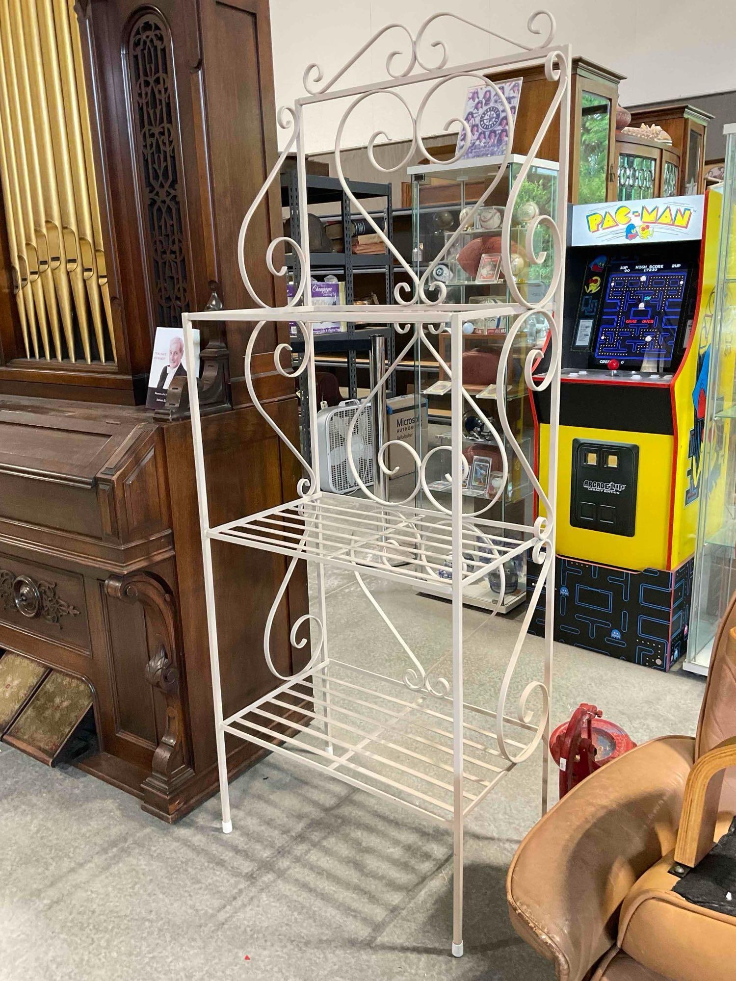 Charming Vintage Painted Off White Metal Baker's Rack w/ Heart Motif. Good Condition. See pics. - 2