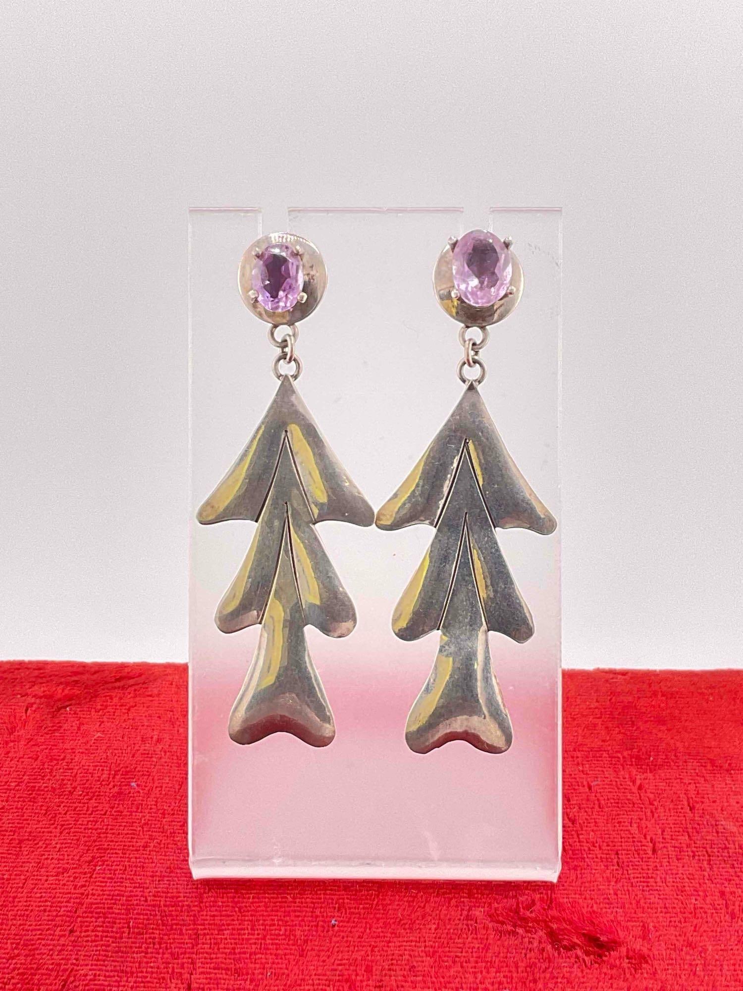 SW Navajo Sterling Silver Tree Shaped Drop Earrings w/ Amethyst Toned Setting, Signed E. Billy.: SW Navajo Sterling Silver Tree Shaped Drop Earrings w/ Amethyst Toned Setting, Signed E. Billy. DM-414 E. Billy often associated with Emerson Billy Jr. is a recognized Navajo silversmith known fo