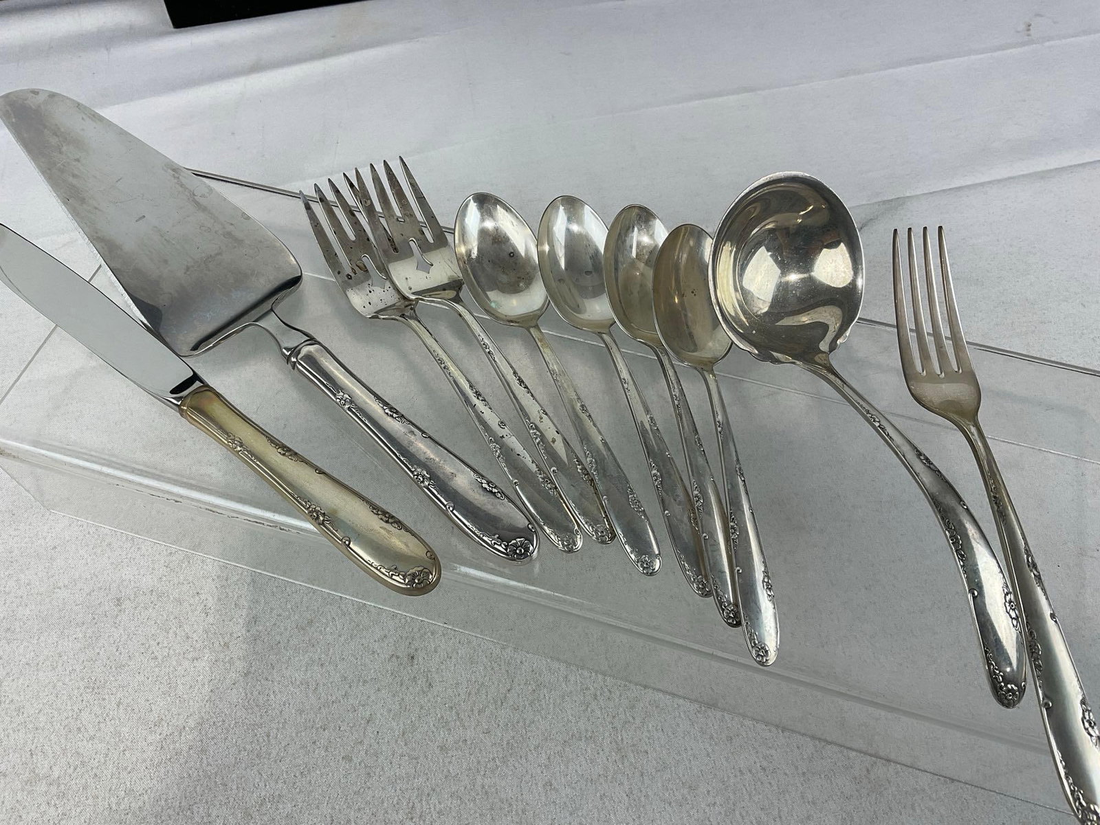Towle Sterling Silver Flatware, 3 forks, 4 spoons, ladle, butter knife & Cake server, 470.6 gram ... - 4