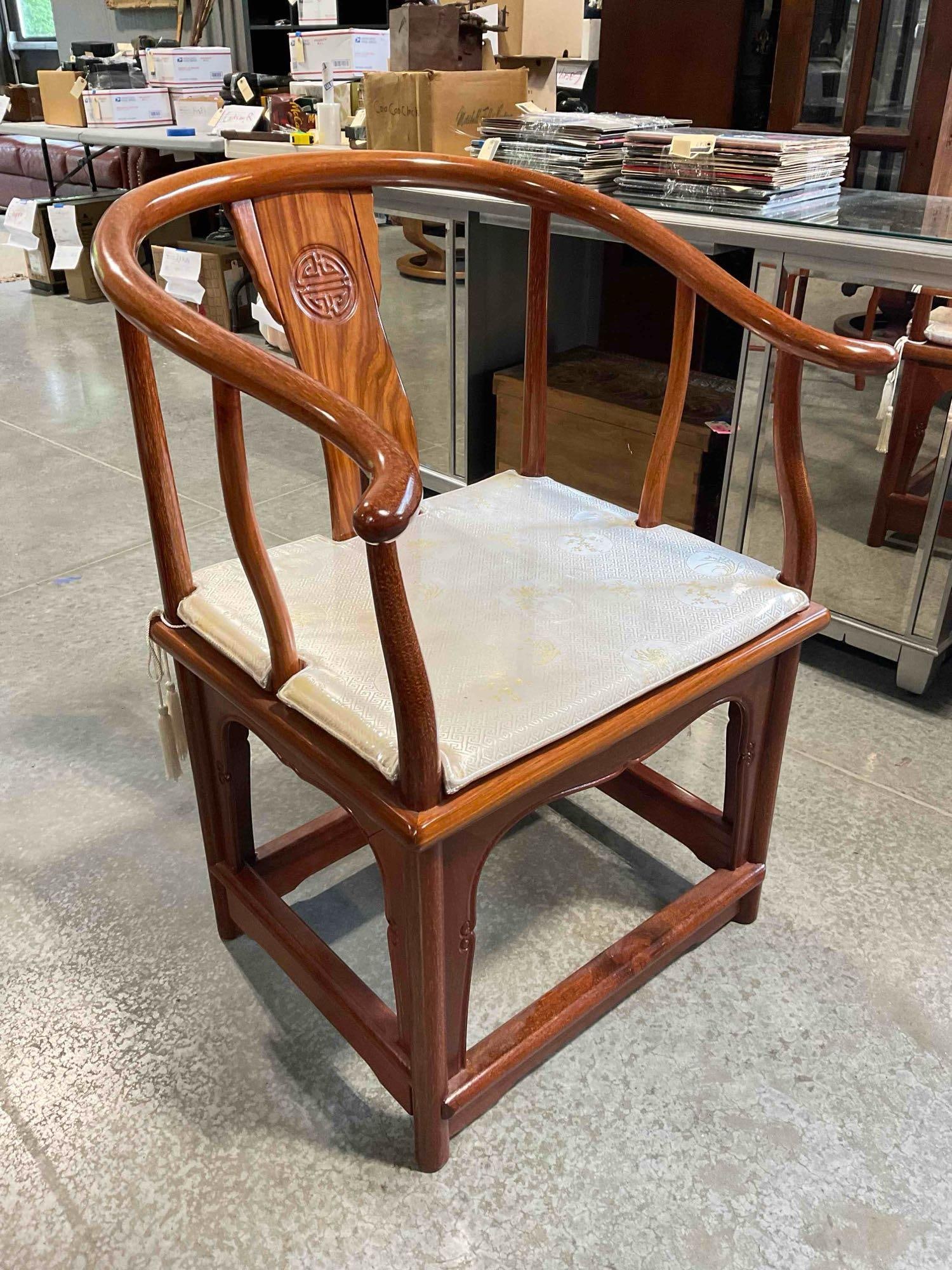 Vintage Chinese Horseshoe Style Rosewood Wood Chair w/ Cream Cushion. Good Condition. - 2