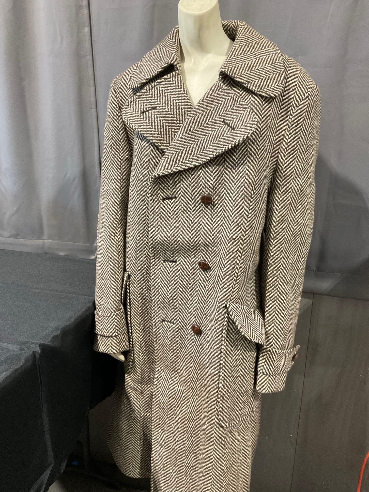 Mens Lodenfrey Herringbone Tweed Wool Coat, 45 inches long, 18.5 inches wide: Appears to be in good shape. No size inside, but the piece measures approx 45 inches long, 18.5 inches from shoulder to shoulder. See pics. E-6090