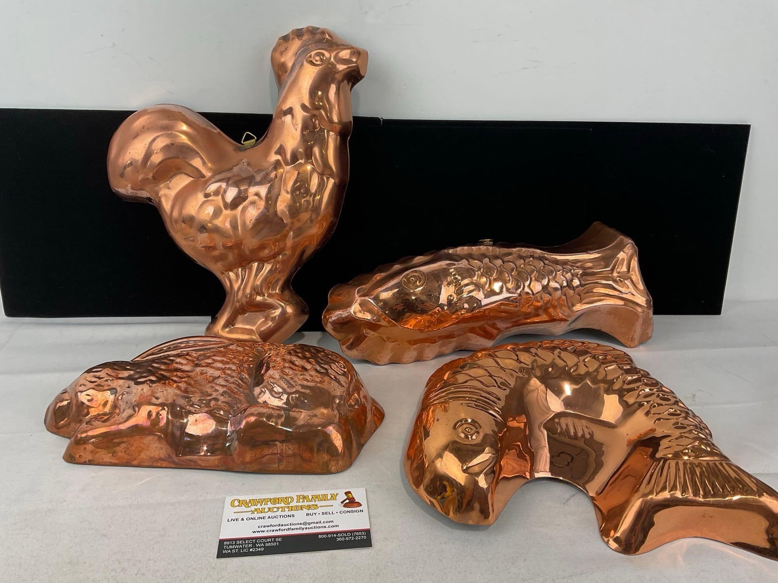 4 Coppered Jelly Molds, Rooster, Bunny, & Pair of Fish Shaped pieces, made in Korea: Appears to be in good shape. The piece measures approx 7h x 12w x 13d inches. See pics. E-6090