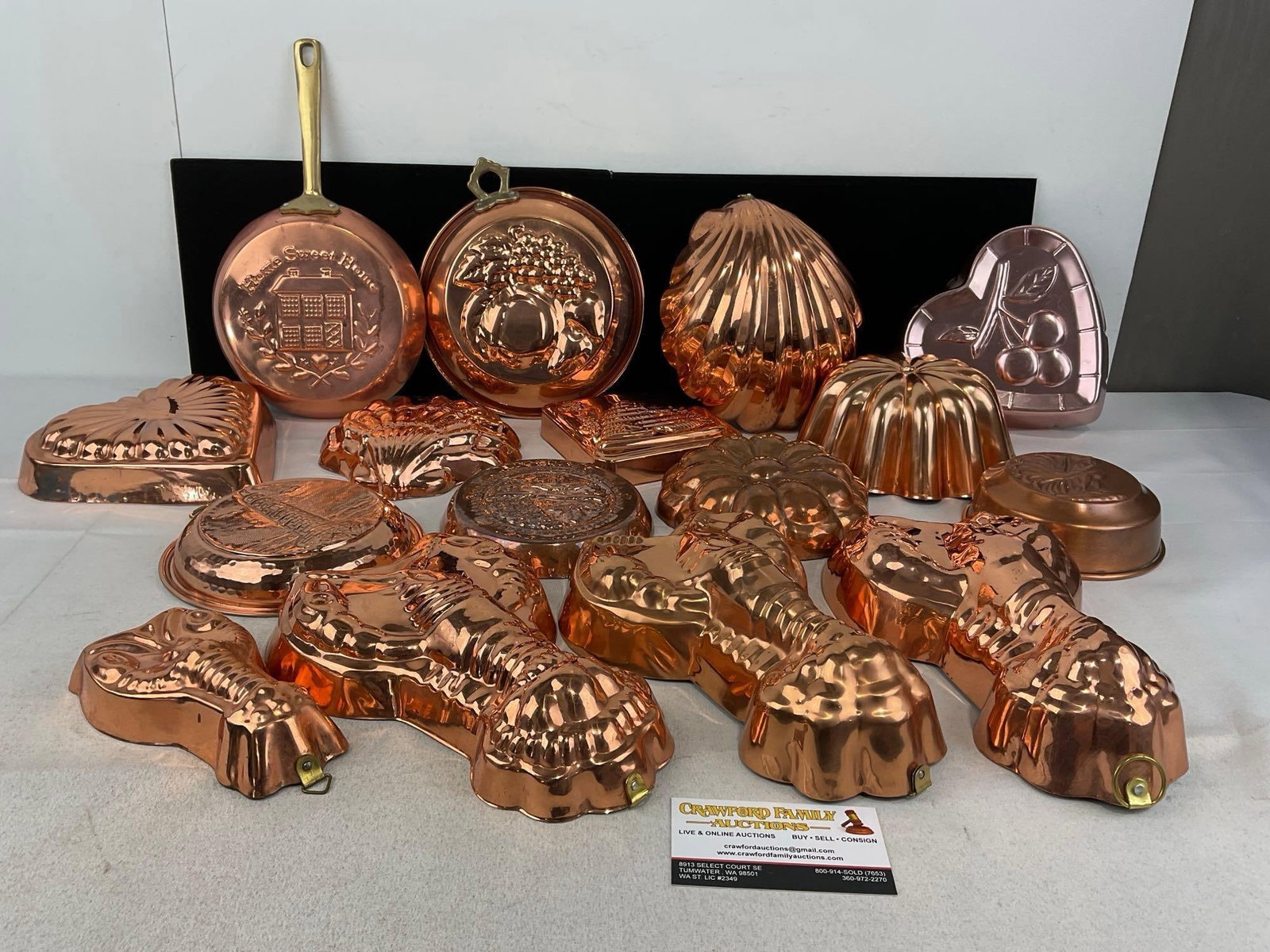 12 Jelly Molds, Copper toned aluminum pieces, Lobster, Heart, Shell, & more shapes: Appears to be in good shape. The piece measures approx 15h x 12w x 10d inches. See pics. E-6090