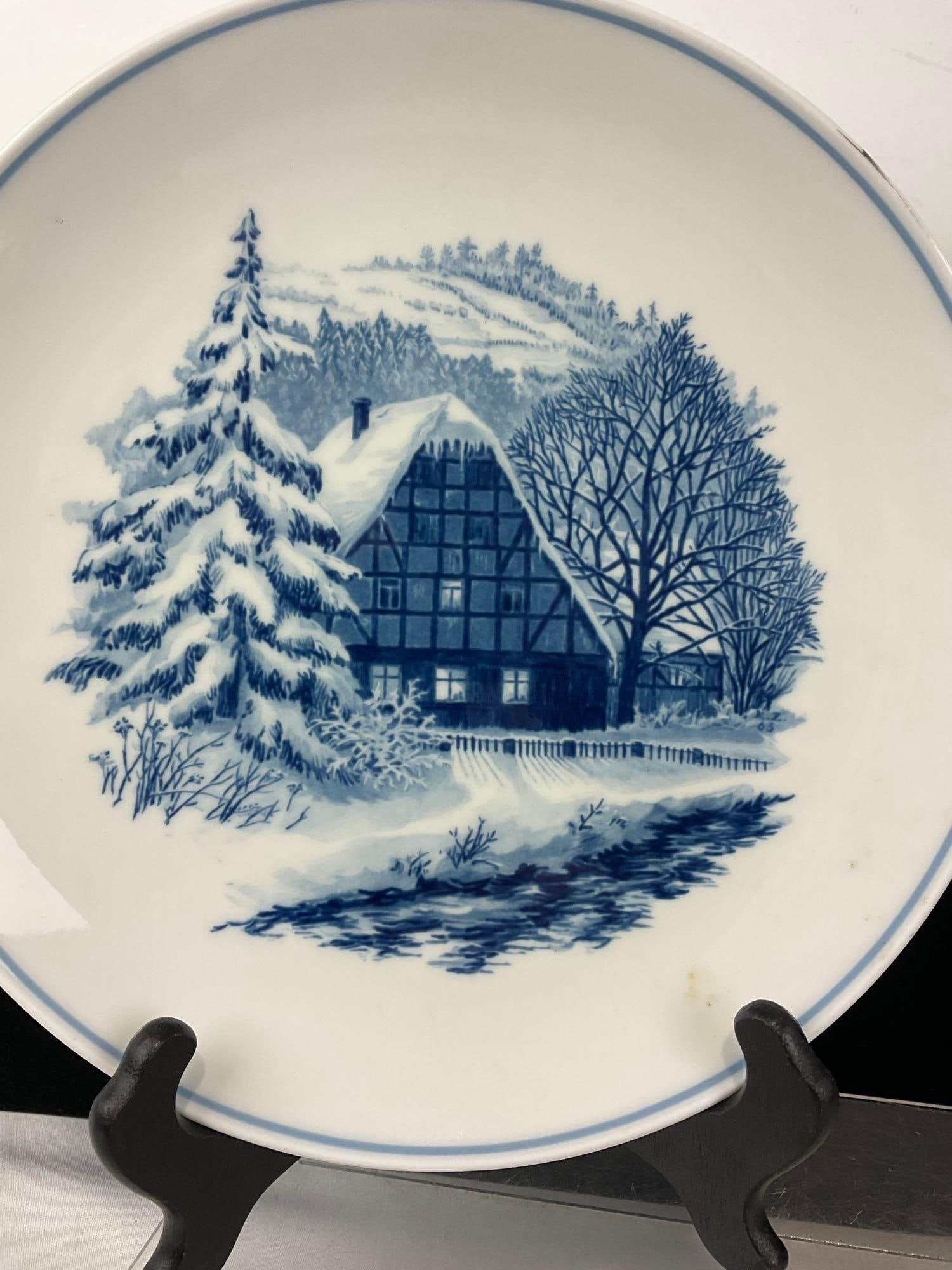 Pair of Blue Meissen Plates, German Christmas Snowy Scenes, 10 inch diameter - 2