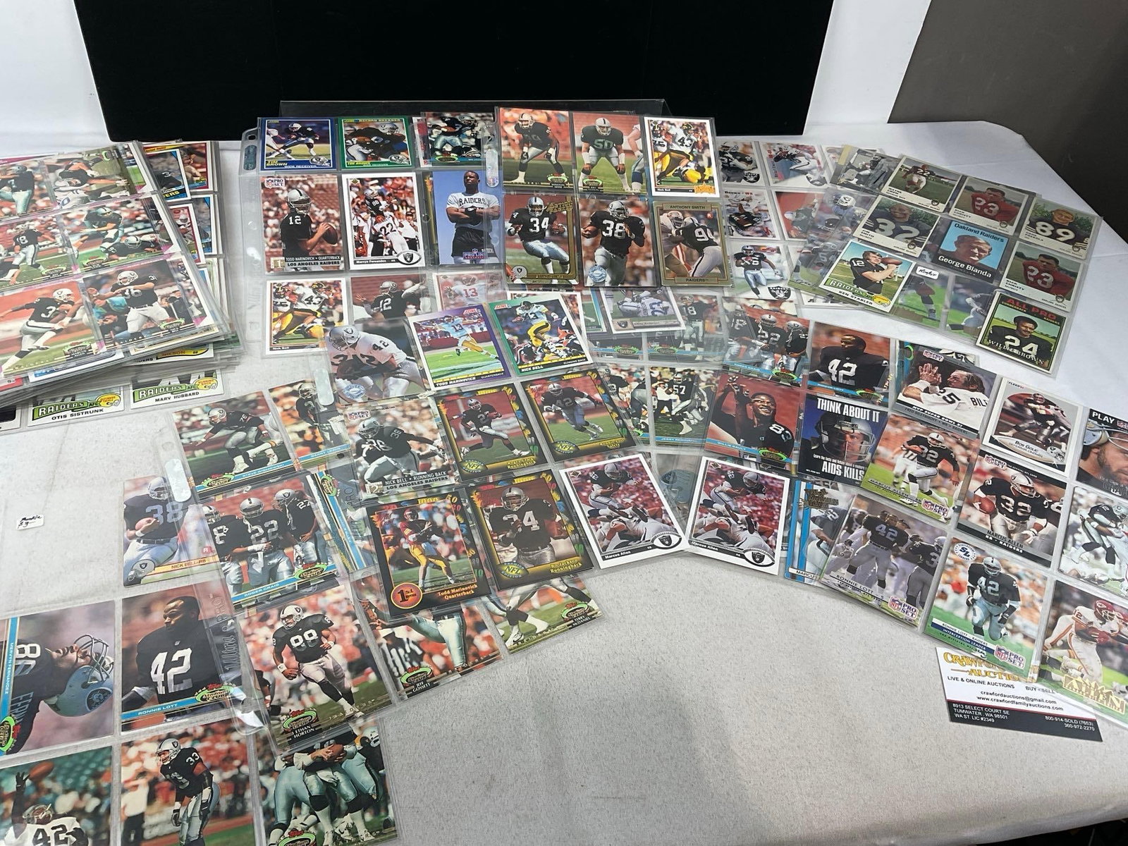 30+ Binder Pages of Oakland Raiders Football Cards, from the 70s, to late 90s - 3