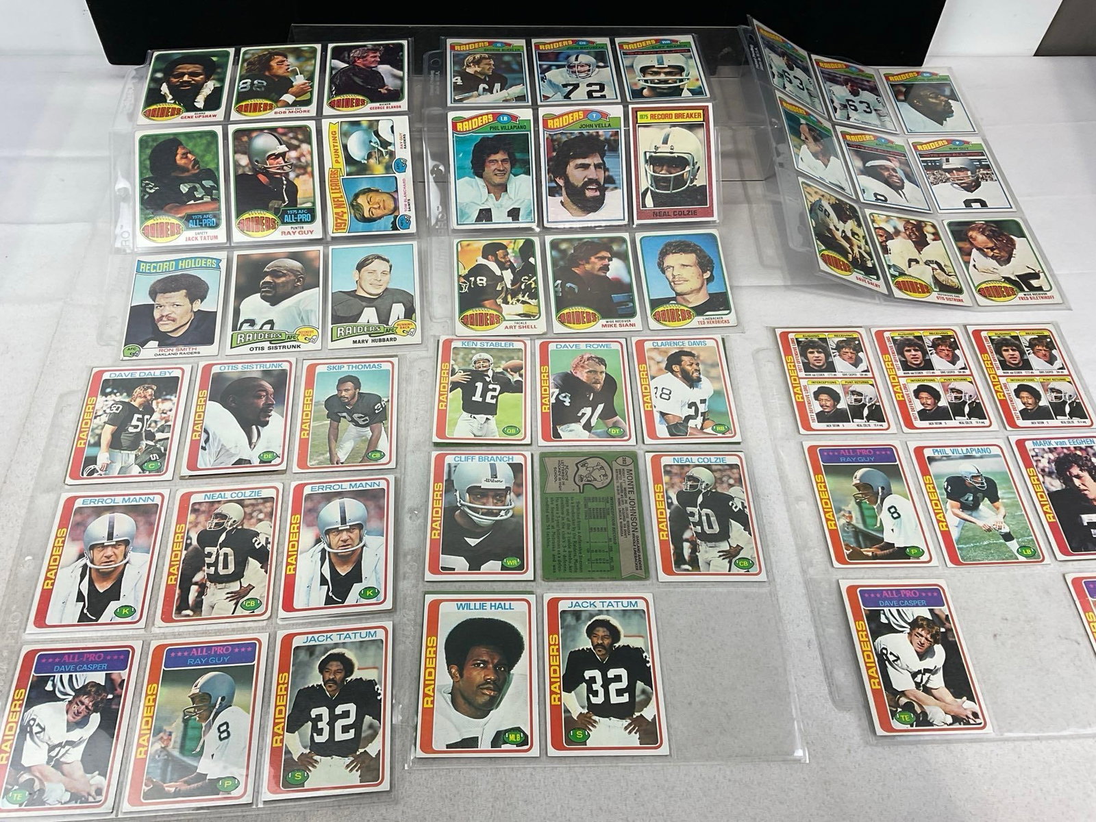 30+ Binder Pages of Oakland Raiders Football Cards, from the 70s, to late 90s - 7