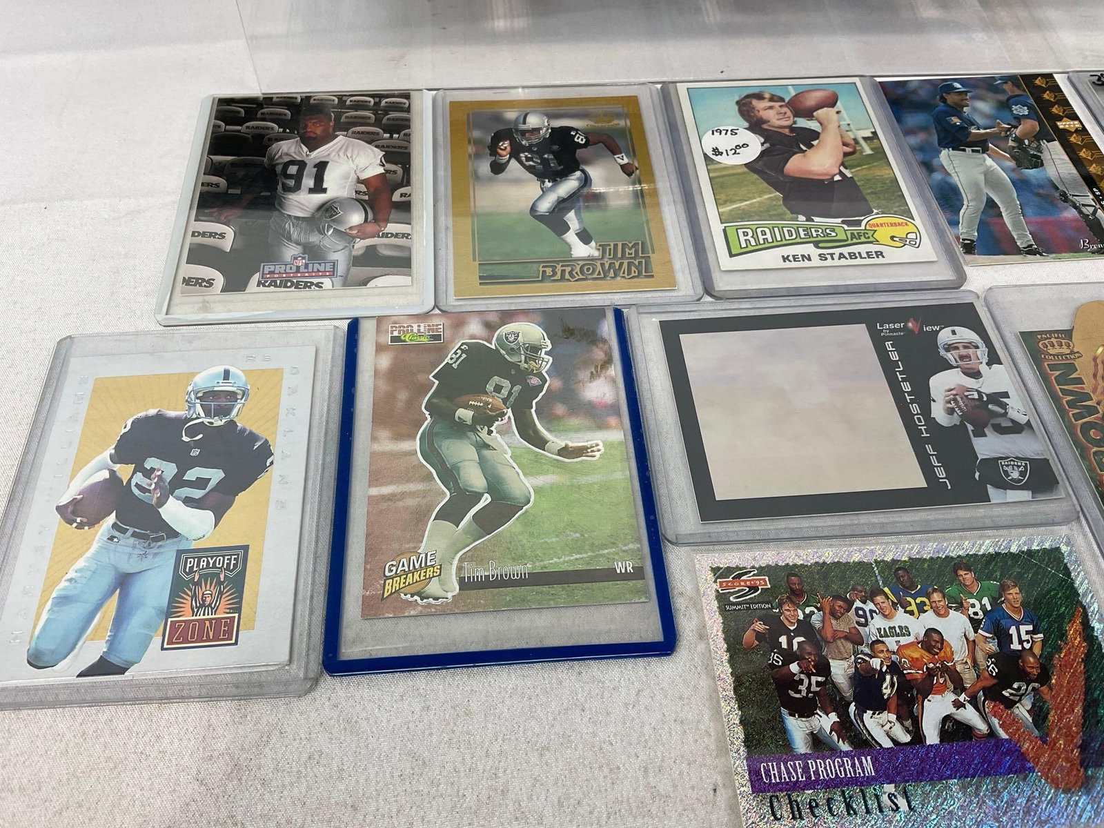 Selection of 21 NFL Football Cards, Raiders, Classic, Upper Deck, Pinnacle, Score, Skybox & more - 3