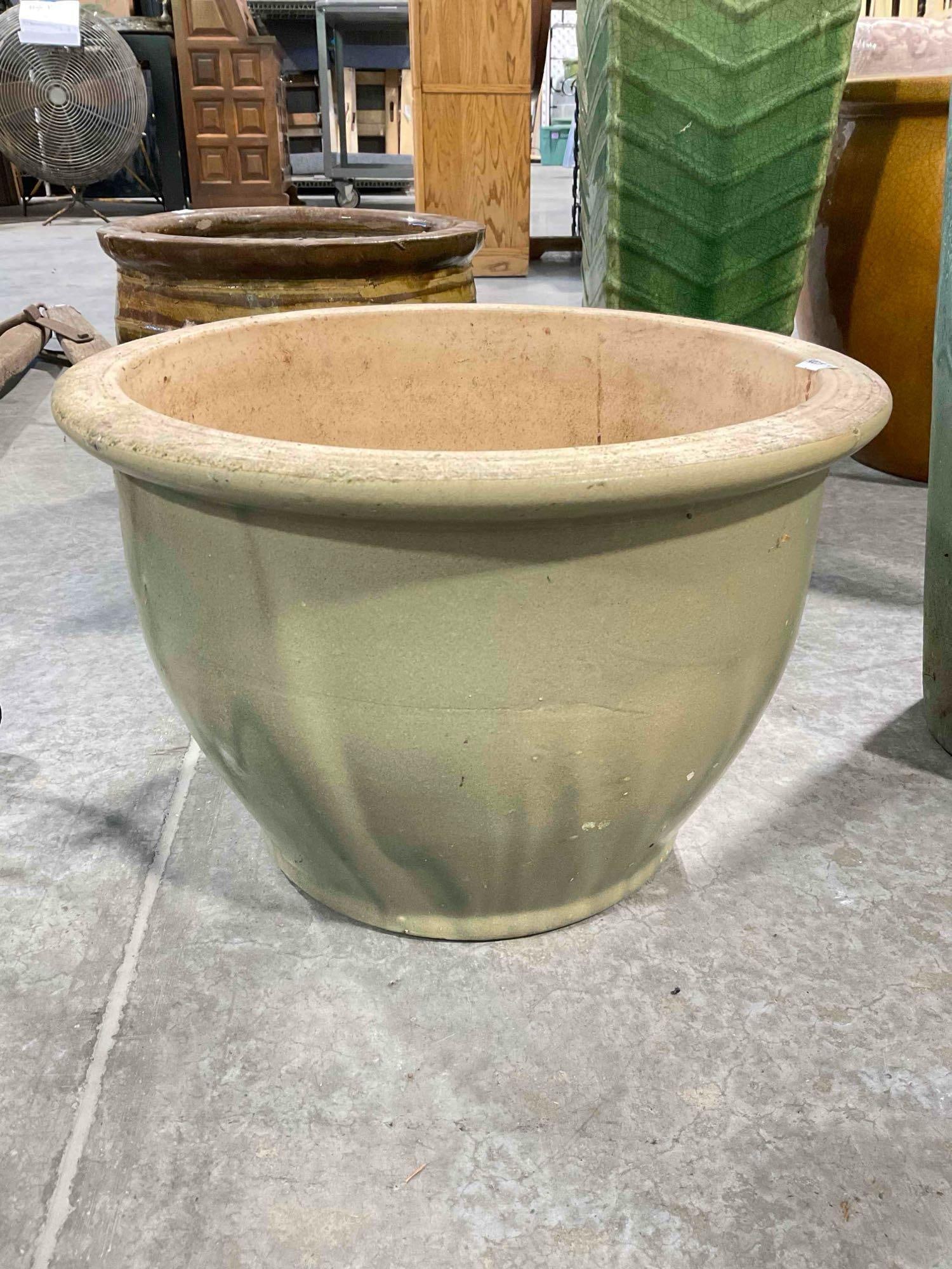 Khaki Green Glazed Ceramic Planter Pot. Measures 15" x 15" x 10" Good Condition.: Khaki Green Glazed Ceramic Planter Pot. Measures 15" x 15" x 10" Good Condition. Minor wear indicative of age and use, otherwise looks to be in good condition. DM-6130