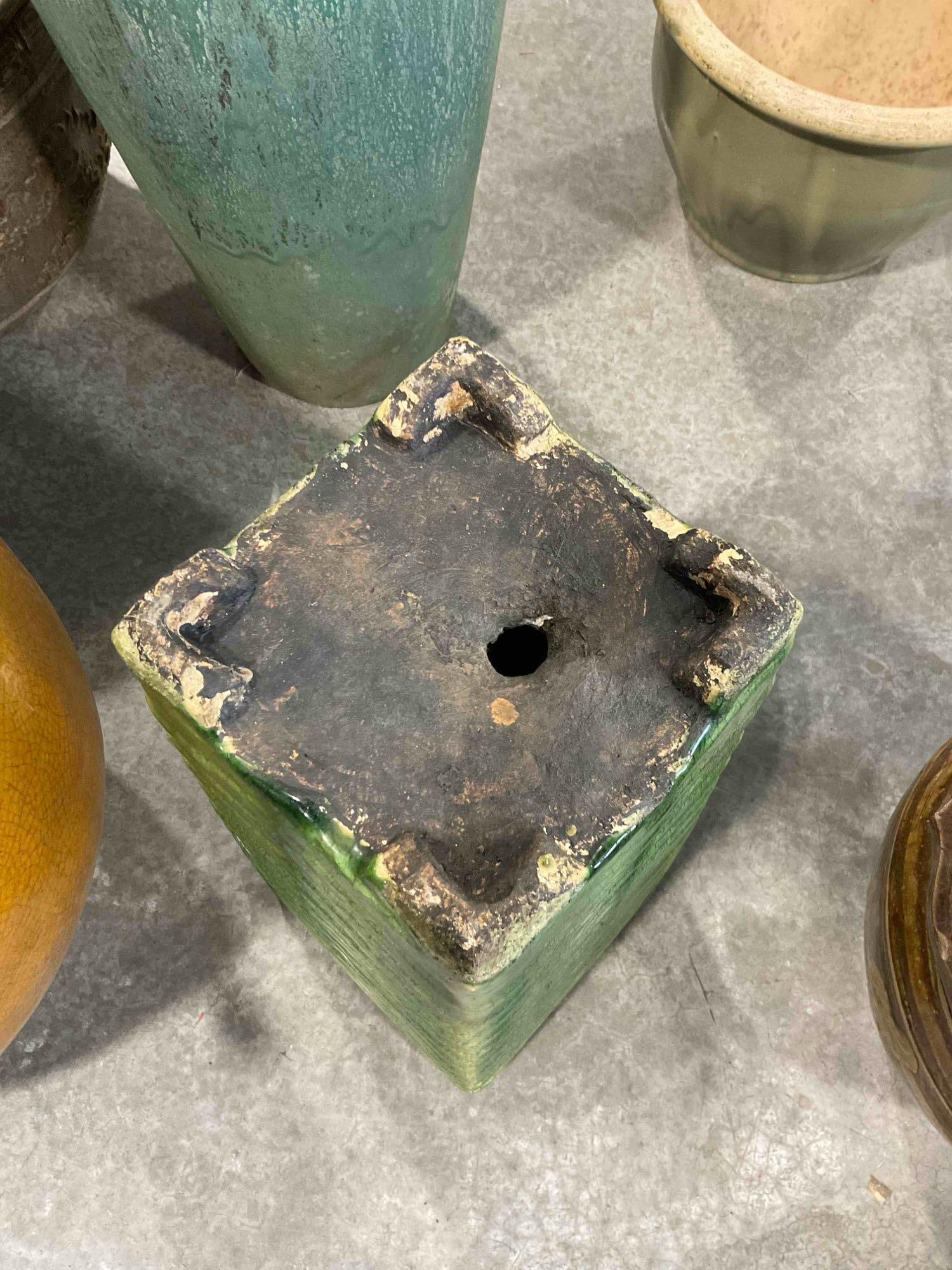 Leaf Green Glazed Ceramic Planter Pot w/ Crazed Finish. Measures 9" x 9" x 21" Good Condition. - 7