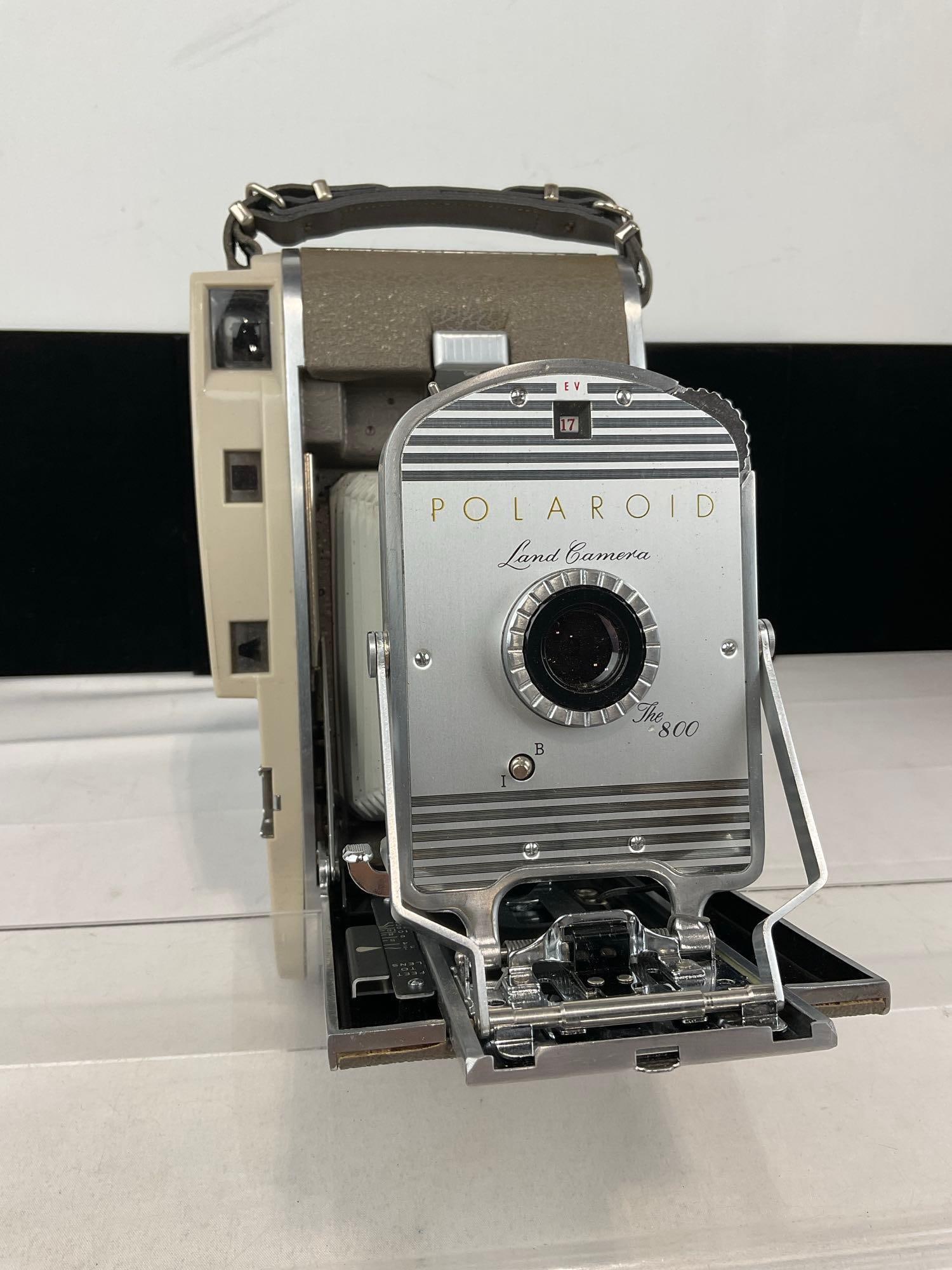 Vintage Polaroid Land Camera The 800, w/manual, in original box - 4
