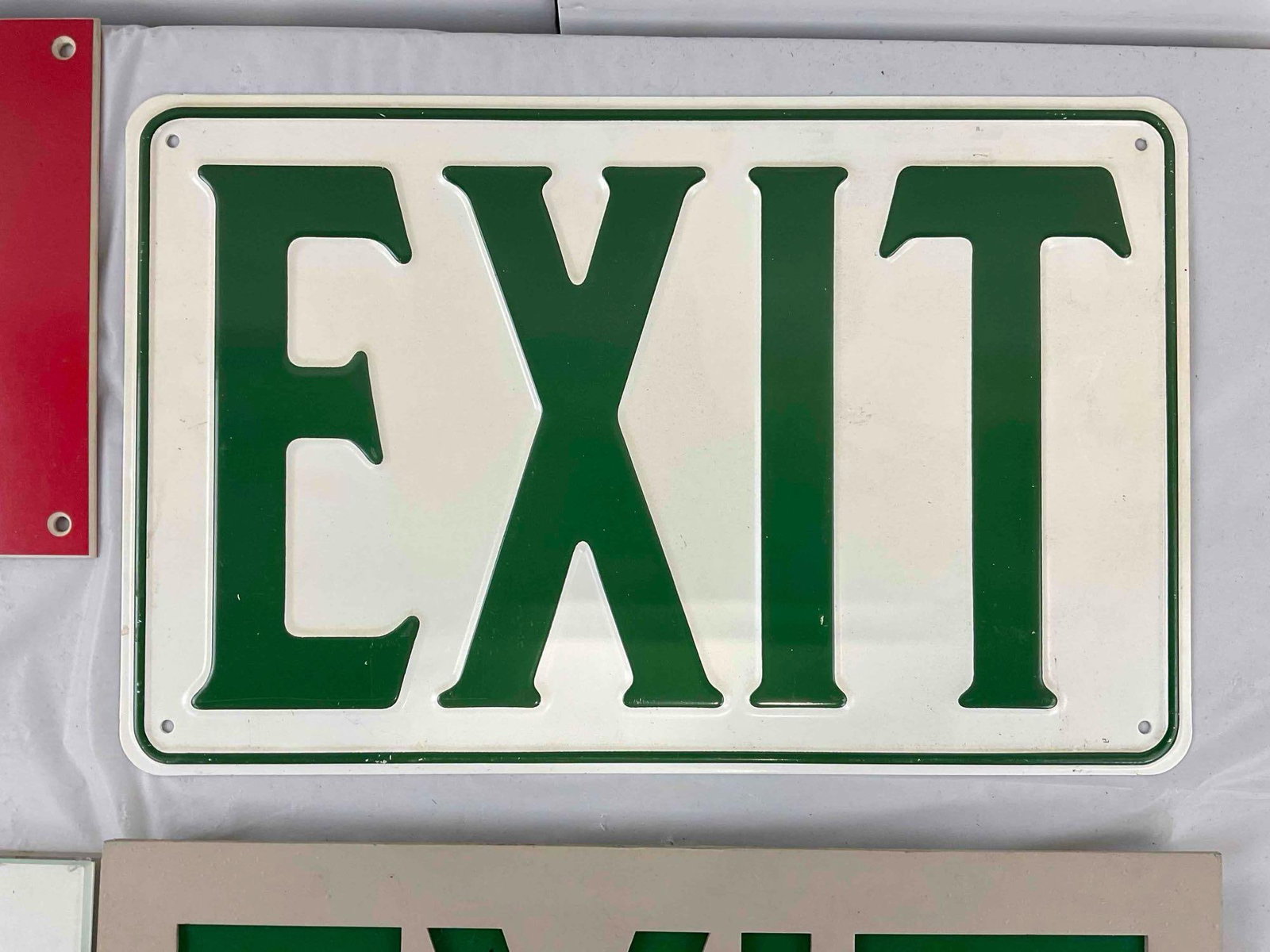 4 pcs Vintage "EXIT" Signs, 2x Plastic & 2x Metal. Very Good Condition. See pics. - 4