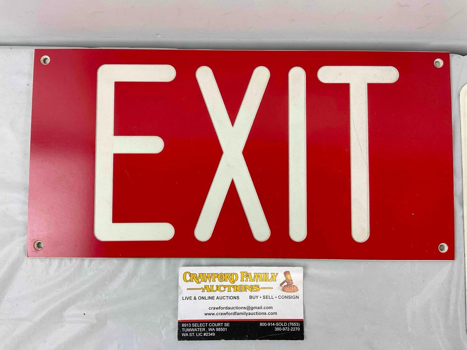 4 pcs Vintage "EXIT" Signs, 2x Plastic & 2x Metal. Very Good Condition. See pics. - 5
