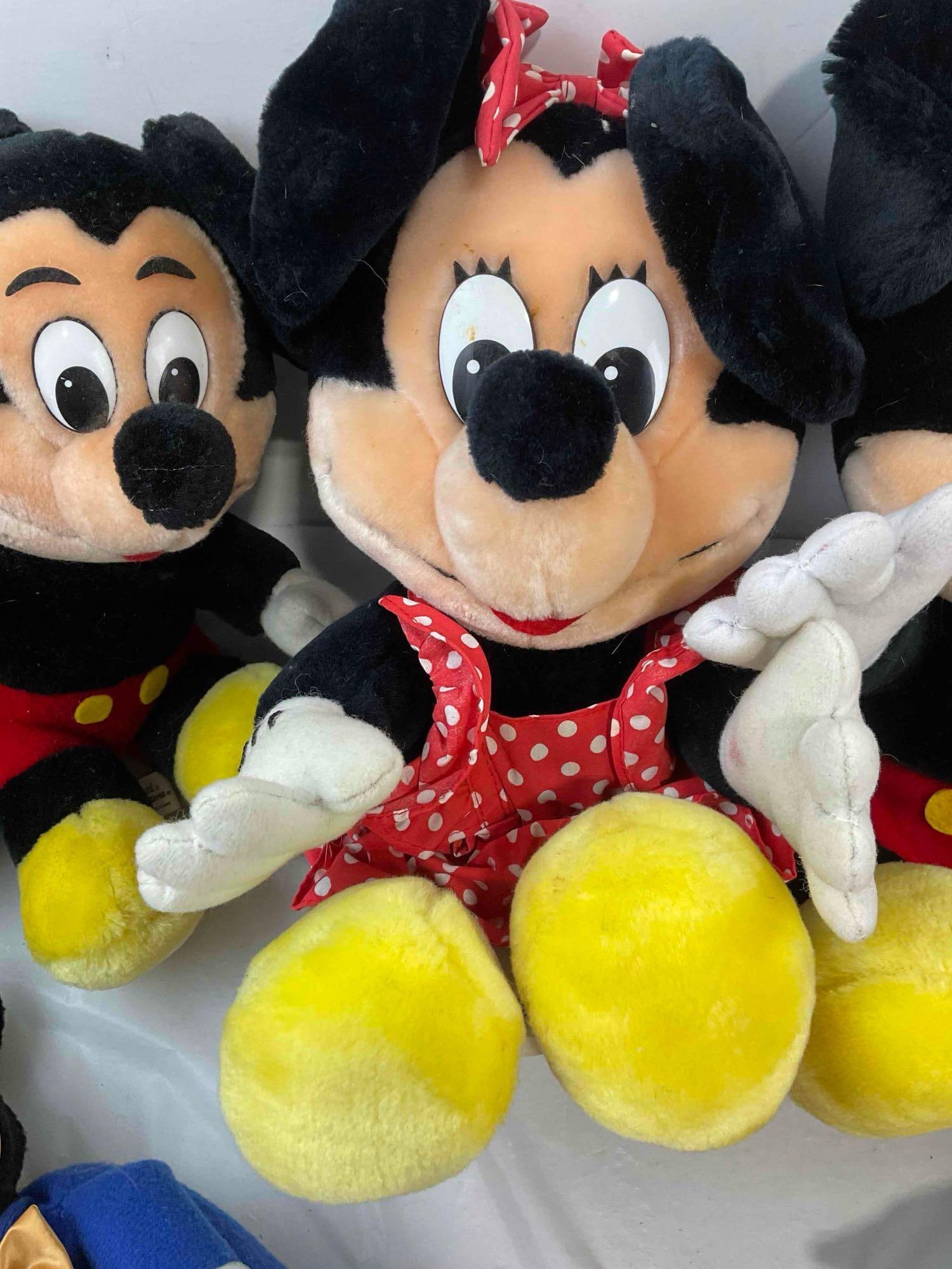 6 pcs Vintage Disney Mickey & Minnie Mouse Toy Dolls, incl. Pair of Plush Slippers. See pics. - 4