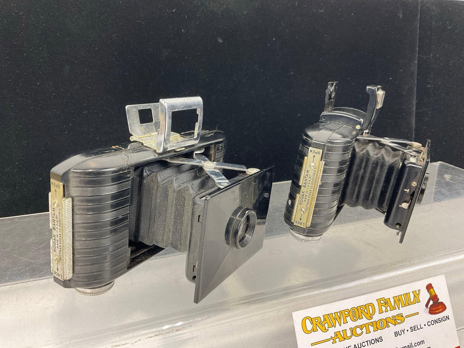 Pair of Vintage 1930s Kodak Jiffy BP 127 Film Cameras, Bakelite cases - 2
