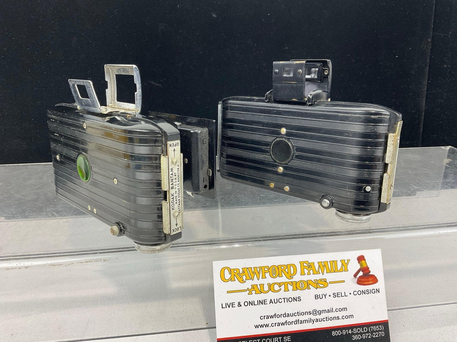 Pair of Vintage 1930s Kodak Jiffy BP 127 Film Cameras, Bakelite cases - 3