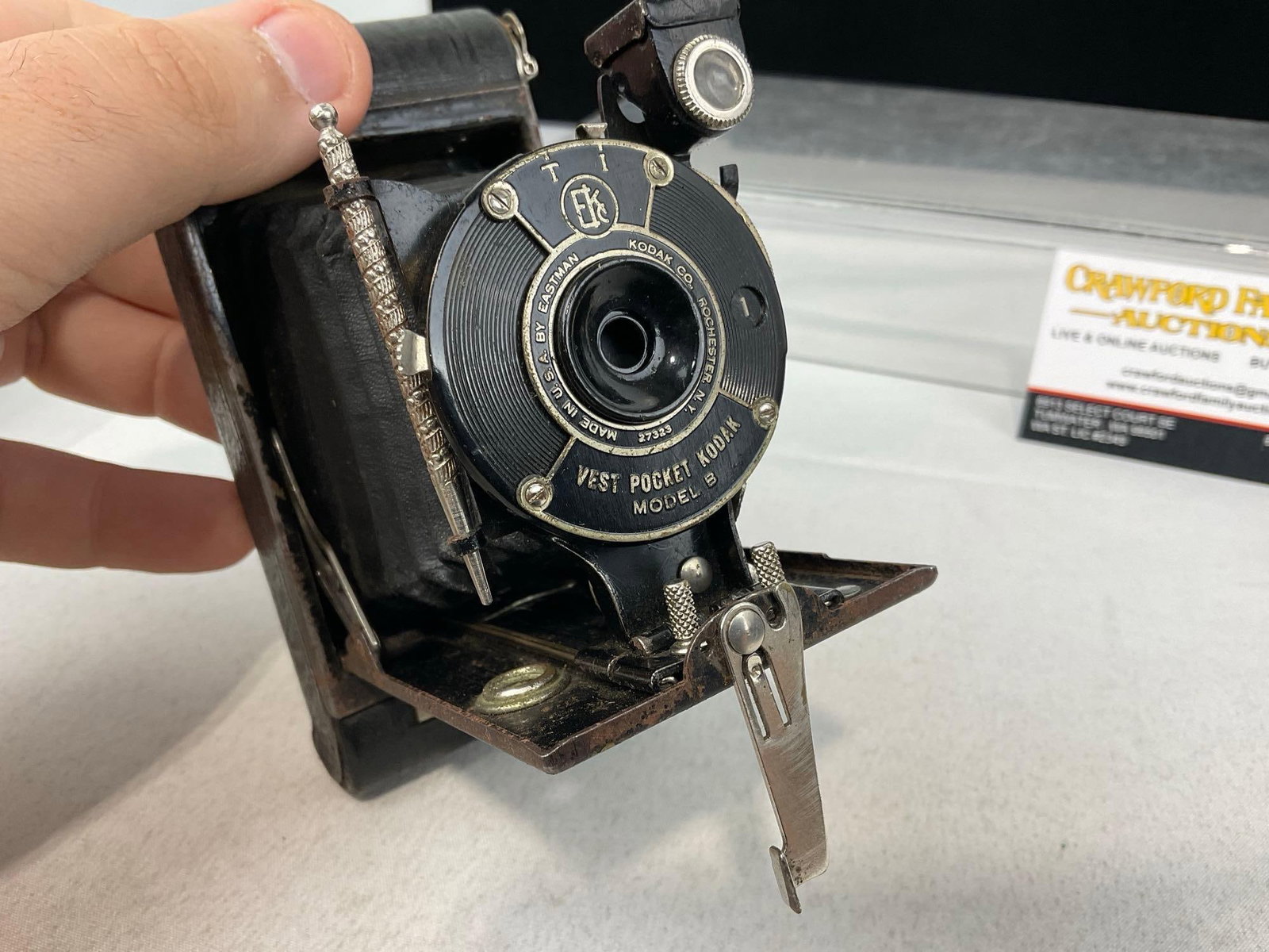 Antique Eastman Kodak Vest Pocket Autographic Kodak Model B Camera, w/worn box, & booklet - 3