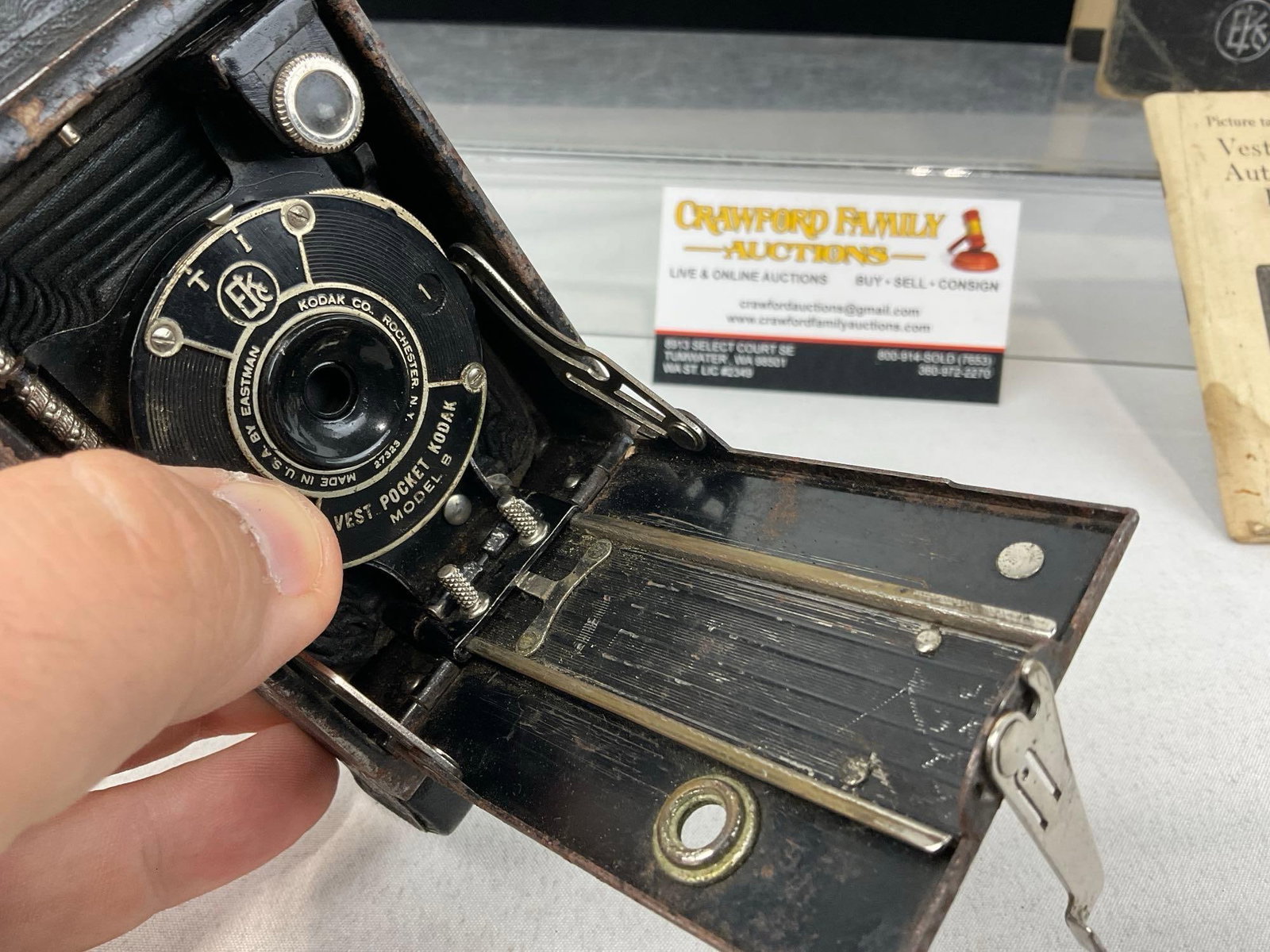 Antique Eastman Kodak Vest Pocket Autographic Kodak Model B Camera, w/worn box, & booklet - 4