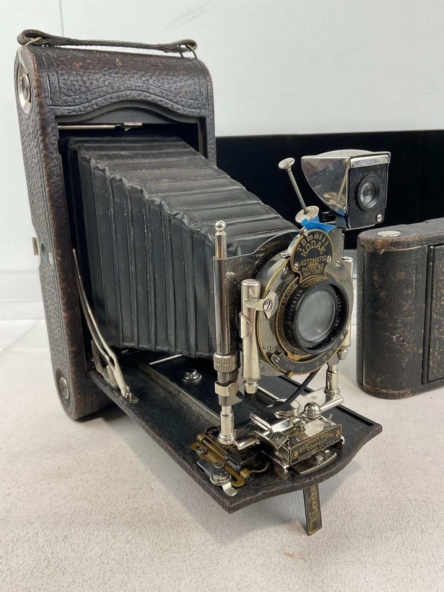 Pair of Eastman Kodak Cameras, no.3-A Autographic Kodak Jr. & No.3-A Folding Pocket Camera - 5