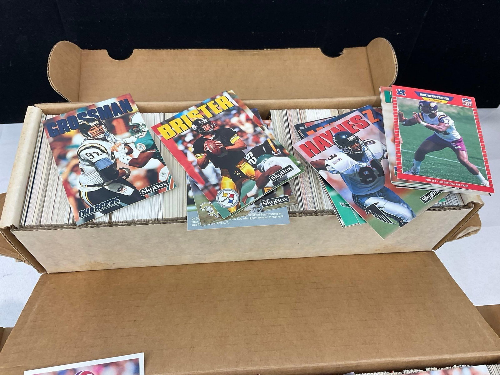 4 Boxes of Sports Cards, NFL Pro Set, Playoff, Topps, Topps Stadium Club & more, approx 3000 Cards - 3