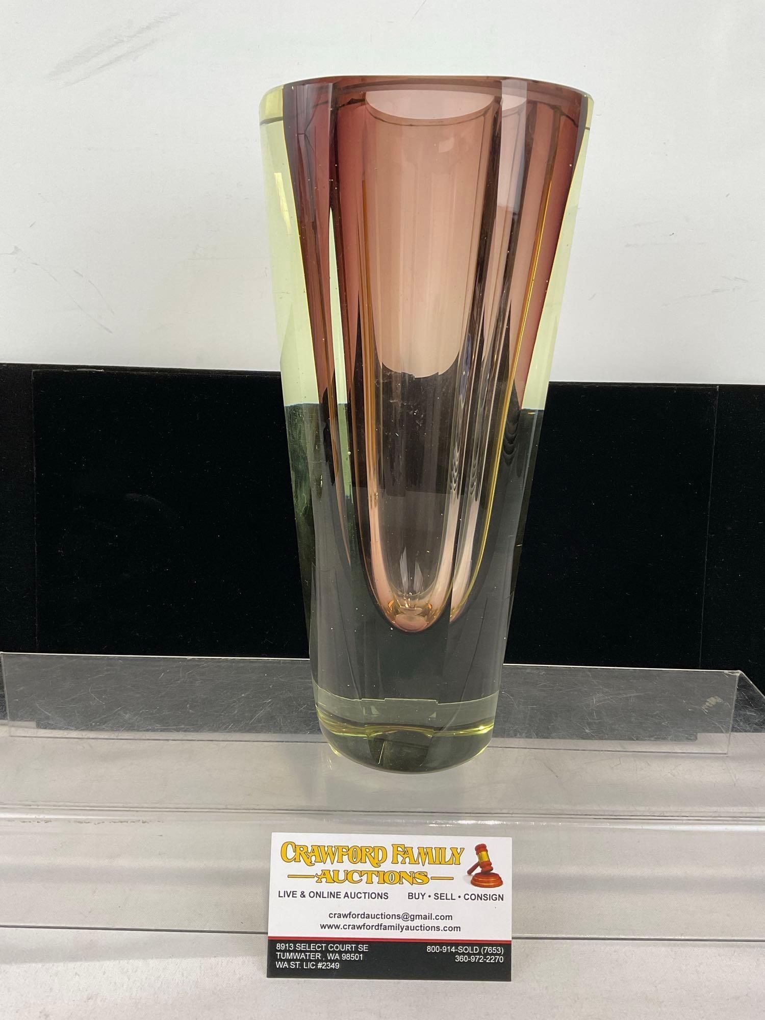 Vintage 1960s Murano Mandruzzato Sommerso Vase, Clear Yellow w/Amber, 10 inches tall: Similar to the next lot, different coloring. Looks to be unmarked, lovely coloring, and clarity. Appears to be in good shape. The piece measures approx 11h x 6w x 6d inches. See pics. E-6080