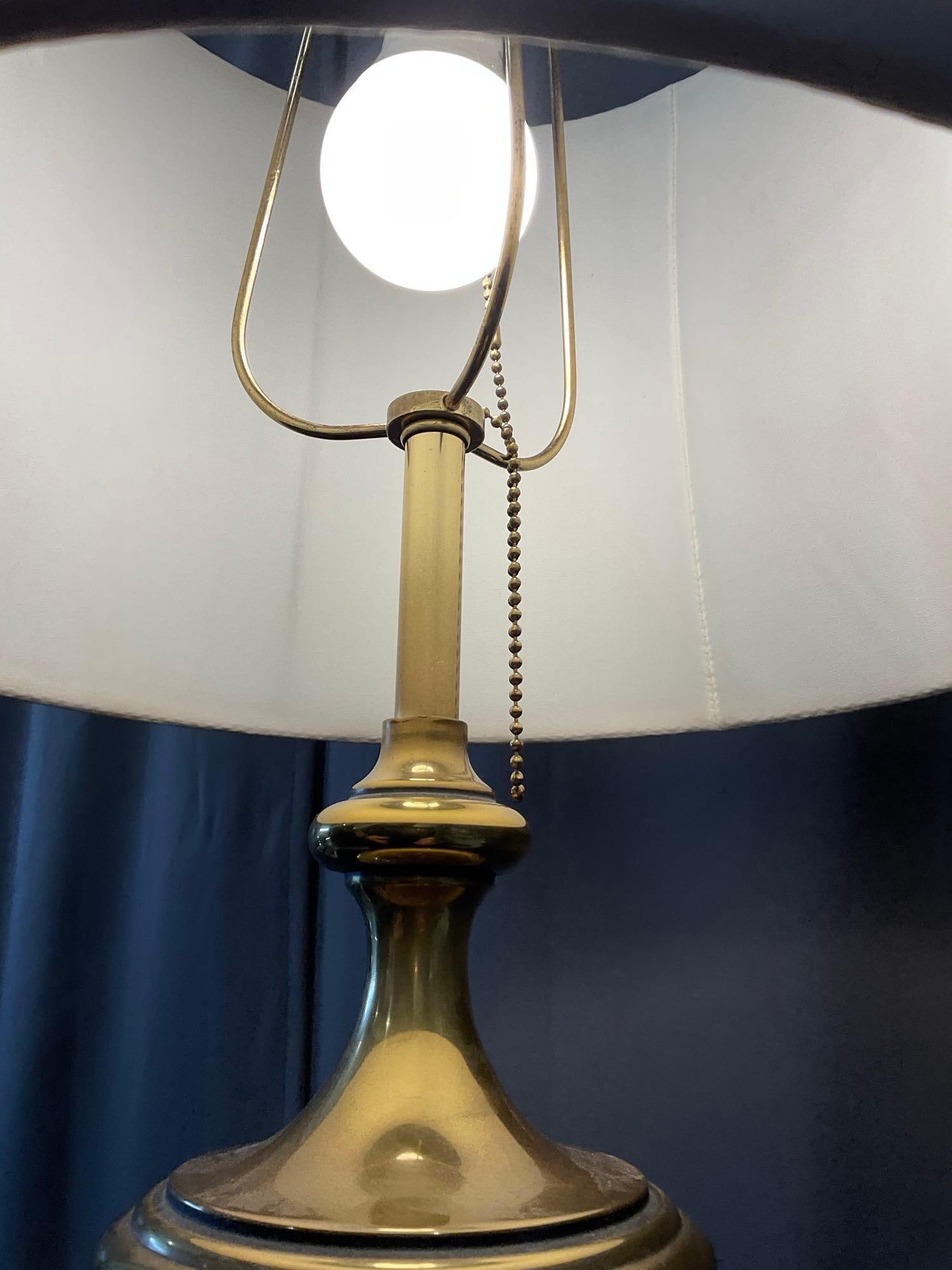 Swag Hanging Lamp, Brass & Porcelain, tested & working, w/6-8 foot chain - 4