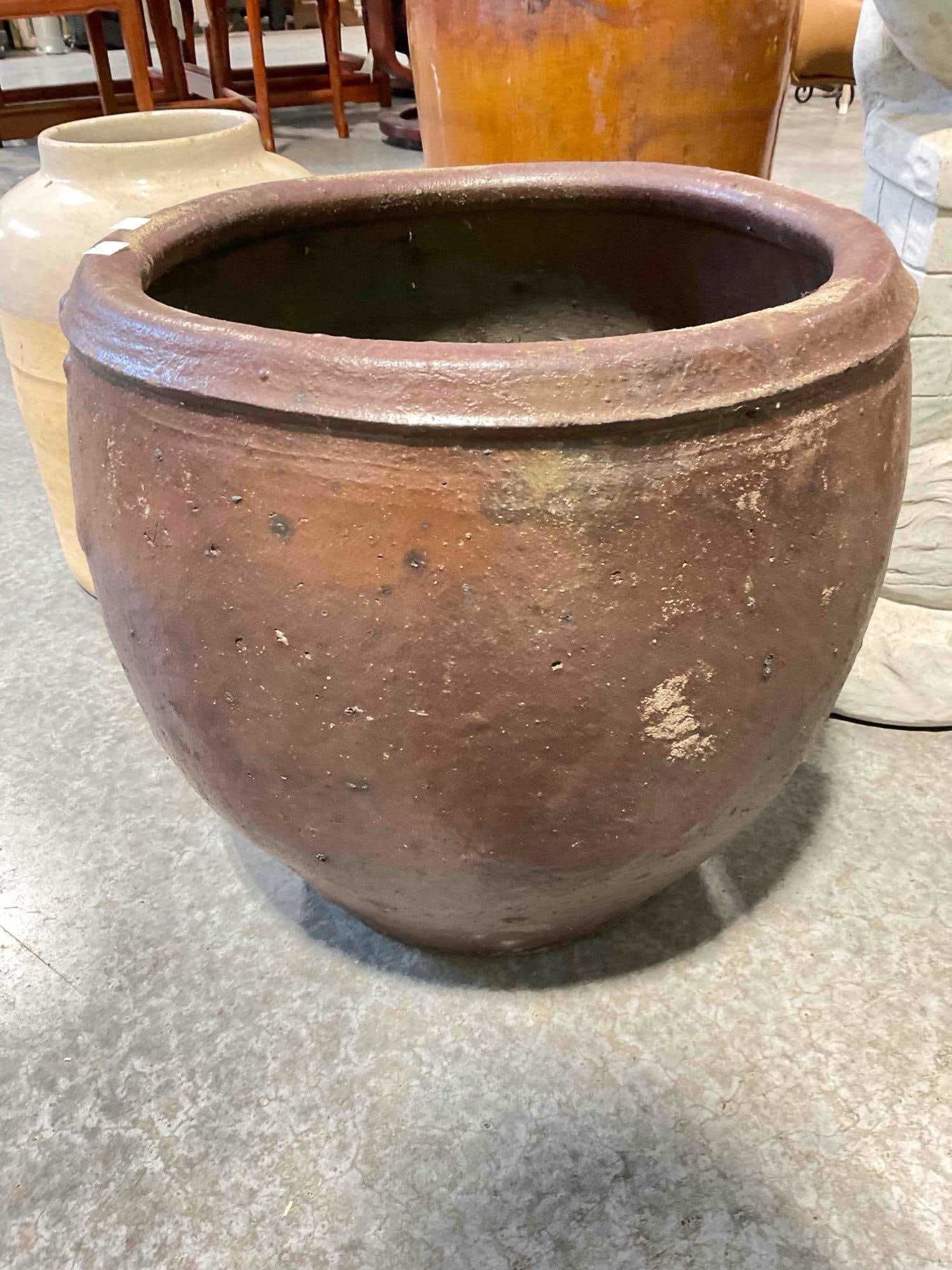 Vintage Chocolate Brown Glazed Ceramic Planter Pot. Measures 15" x 15" x 15" Good Condition. - 2