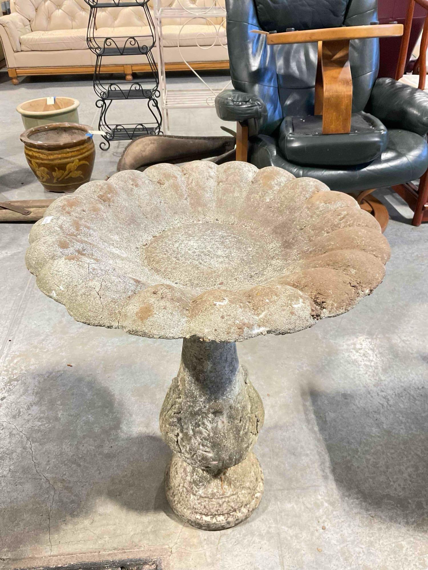 Vintage Concrete Bird Bath w/ Daisy Flower Basin & Leaf Pedestal Base. Fair Condition. See pics. (1 of 6)