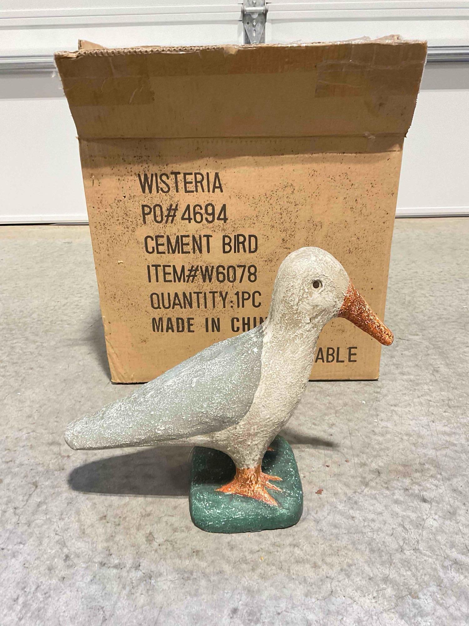 NIB Wisteria Painted Concrete Seagull Bird Garden Statuette. Good Condition. See pics.: NIB Wisteria Painted Concrete Seagull Bird Garden Statuette. Good Condition. Box opened for photography, otherwise NIB. Looks to be in good condition. Measures 14" x 7" x 12" DM-6130