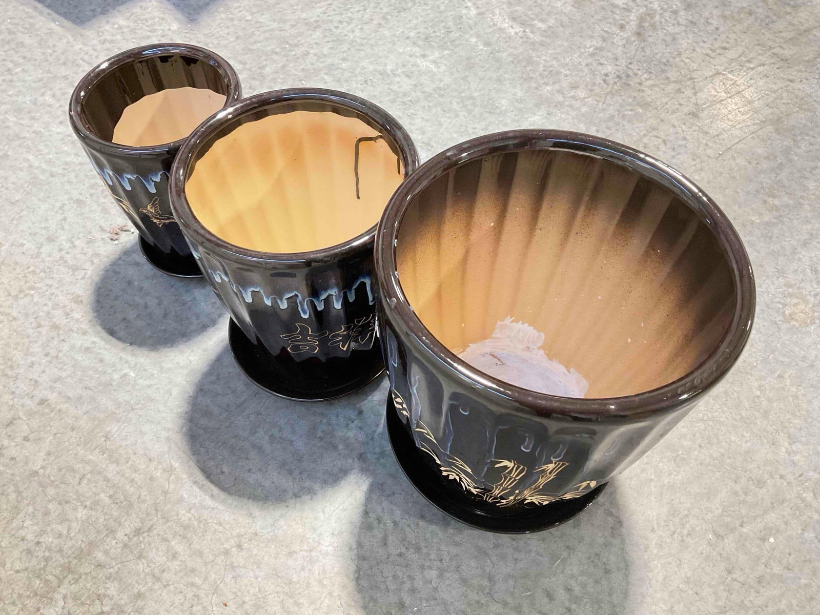 NIB 3 pcs Brown Glazed Ceramic Planter Pots w/ Chinese Calligraphy & Bamboo Design. - 2