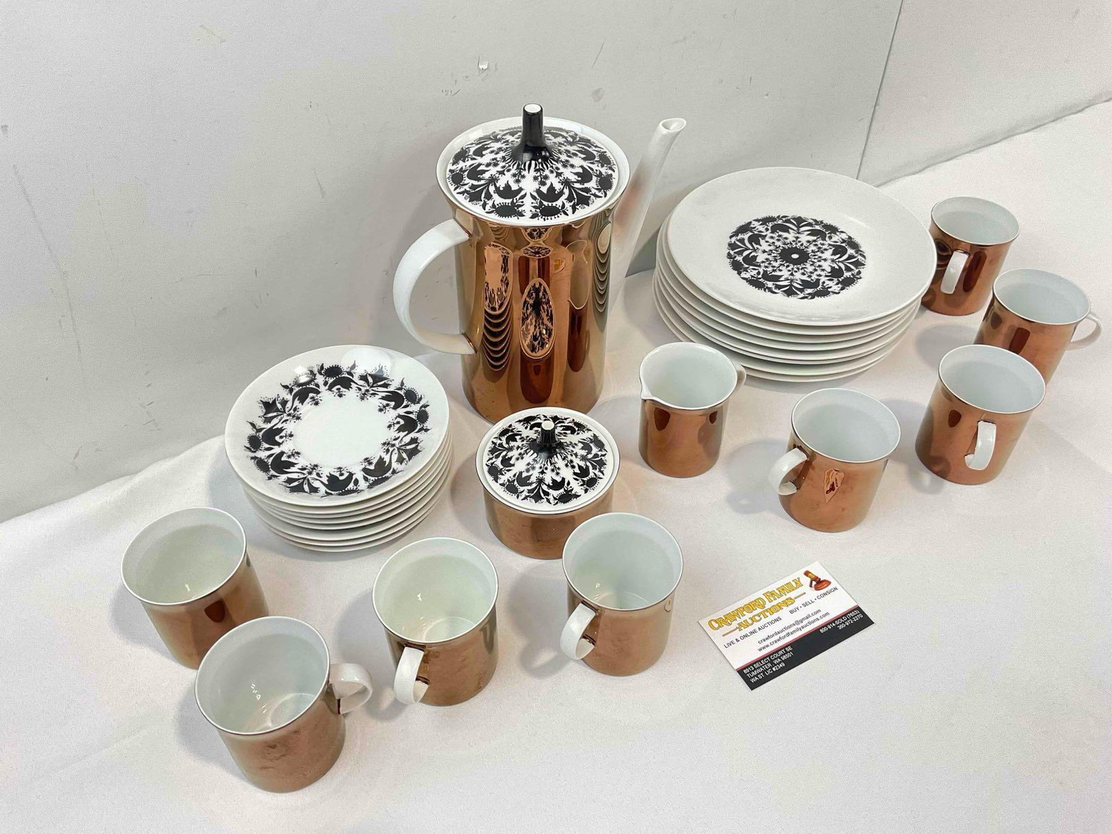 27 pcs Vintage Rosenthal Copper/Black/White Ceramic Dishes in Hilton Pattern. Good Condition. - 2