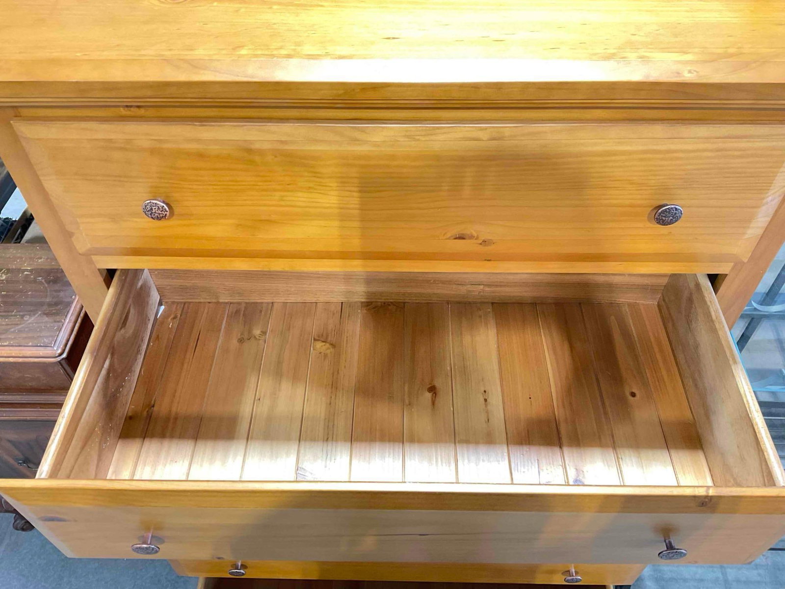 Tradewins Pine Wood 5-Drawer Dresser w/ Dovetailed Drawers. Good Condition. See pics. - 7