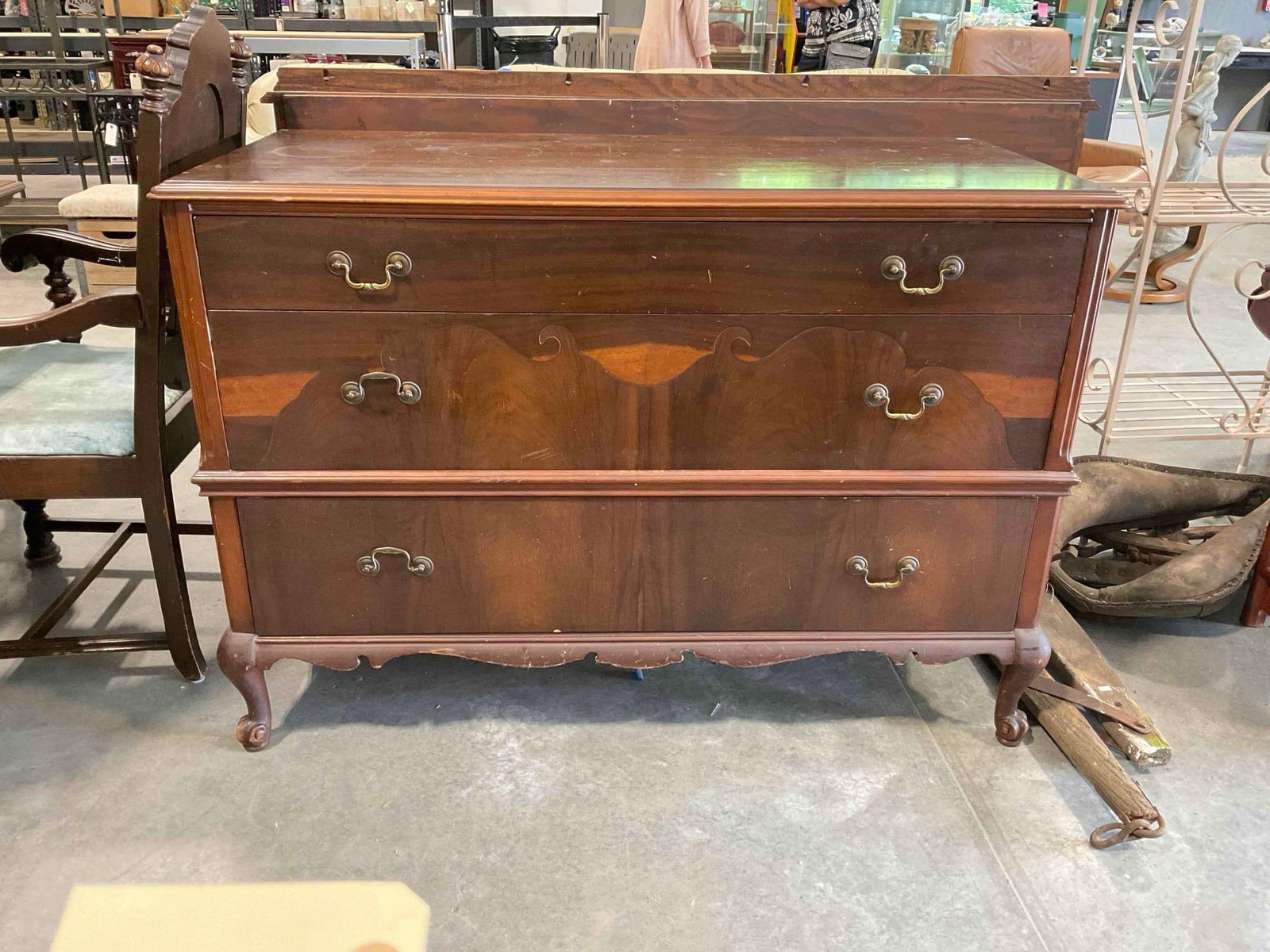 Vintage Oak? Wood 3-Drawer Dresser w/ Walnut Veneer & Burl Sections. Fair Condition. See pics.: Vintage Oak? Wood 3-Drawer Dresser w/ Walnut Veneer & Burl Sections. Fair Condition. Piece has wear indicative of age and use, otherwise looks to be in fair condition. Measures 50" x 24" x 35" DM-