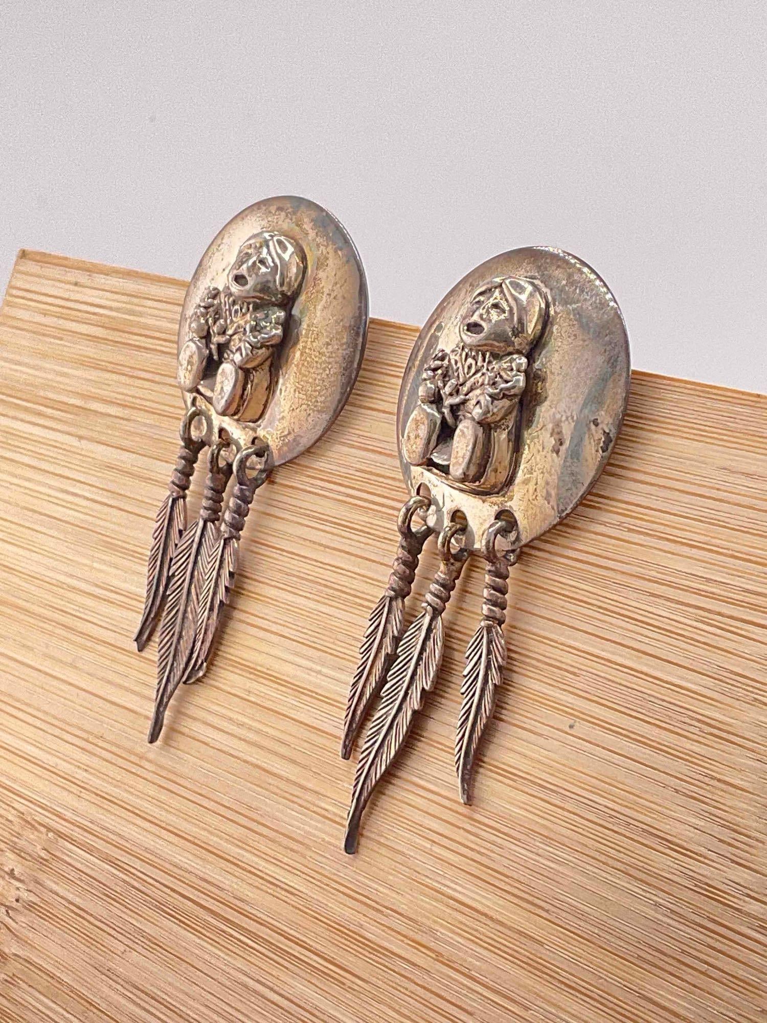 Vintage Carol Felley Sterling Silver Earrings w/ Storyteller & Dangling Feather Design. See pics. - 2