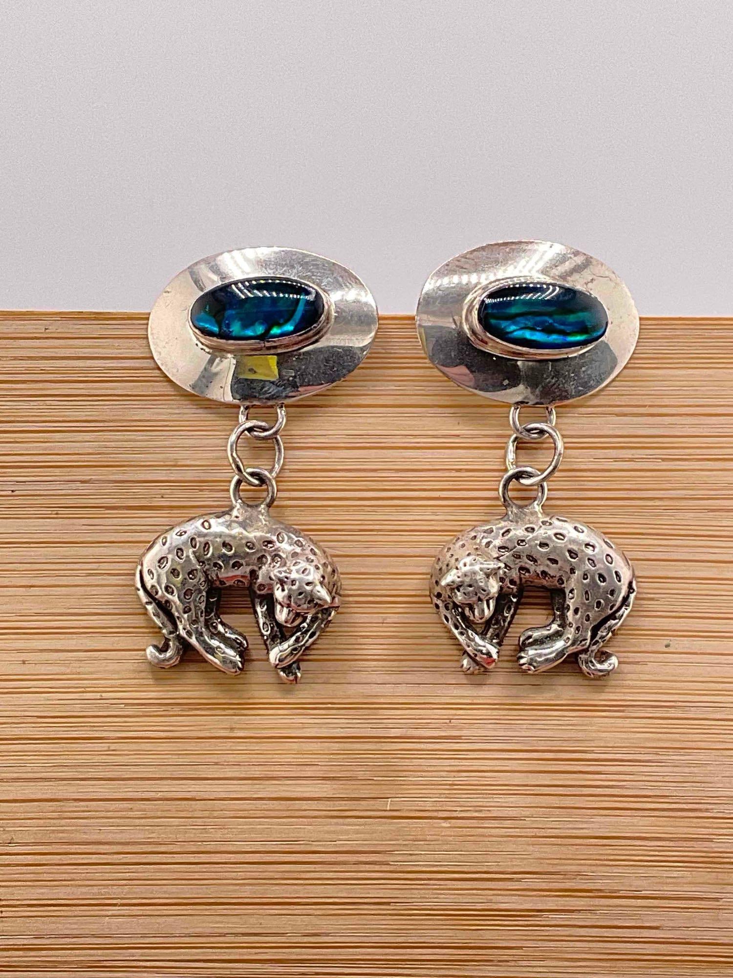 Vintage Carol Felley Sterling Silver Earrings w/ Dyed Abalone Toned Setting & Leopard Design.: Vintage Carol Felley Sterling Silver Earrings w/ Dyed Abalone Toned Setting & Leopard Design. Stamped 90 on reverse. DM-414