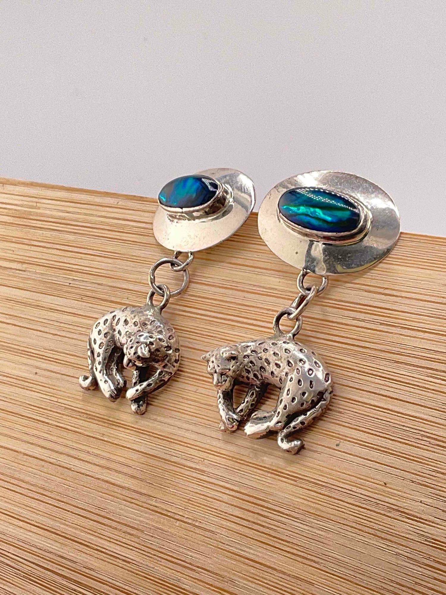 Vintage Carol Felley Sterling Silver Earrings w/ Dyed Abalone Toned Setting & Leopard Design. - 2