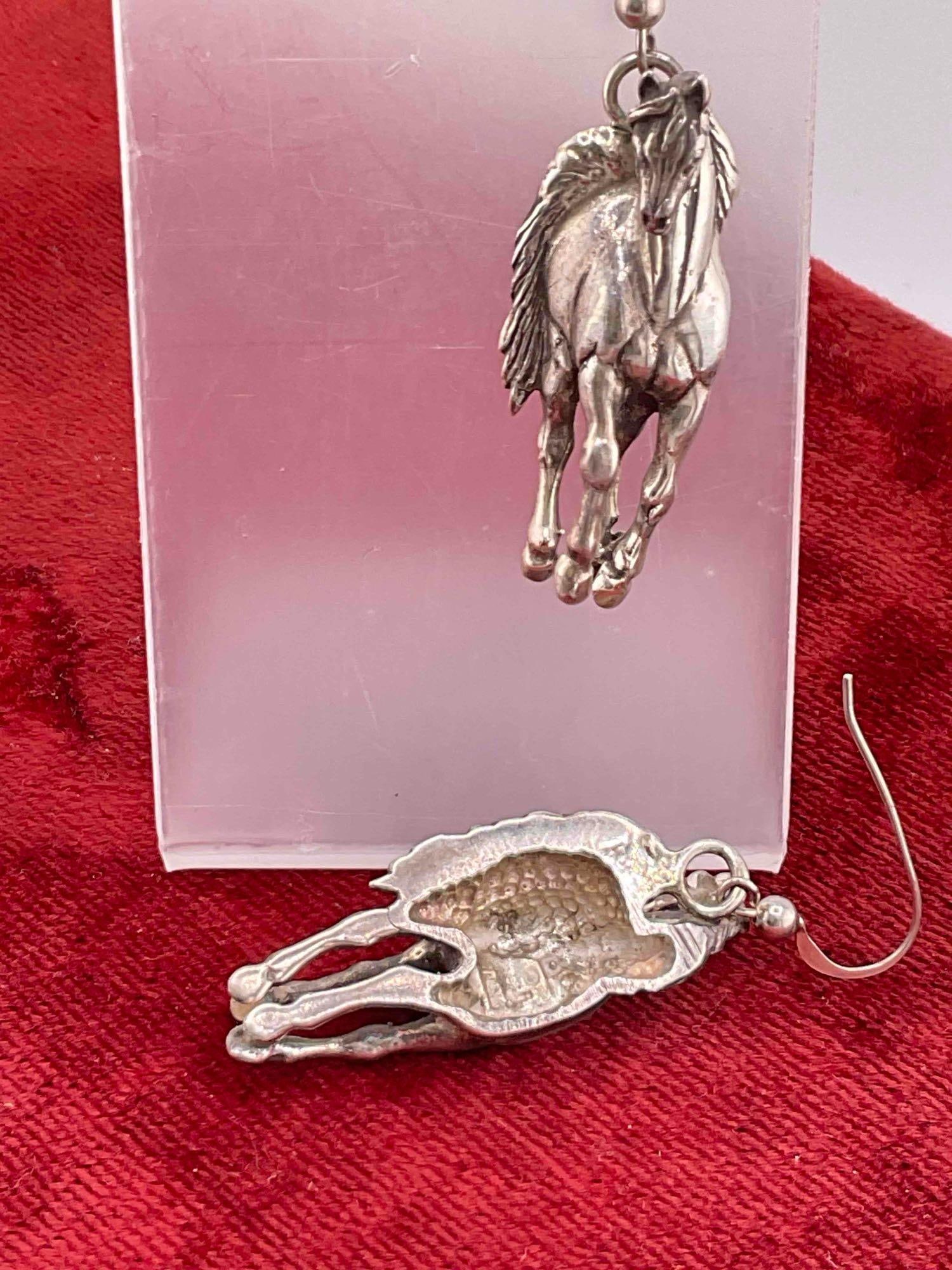 Vintage Carol Felley Sterling Silver Earrings w/ Walking Horse Design. See pics. - 4