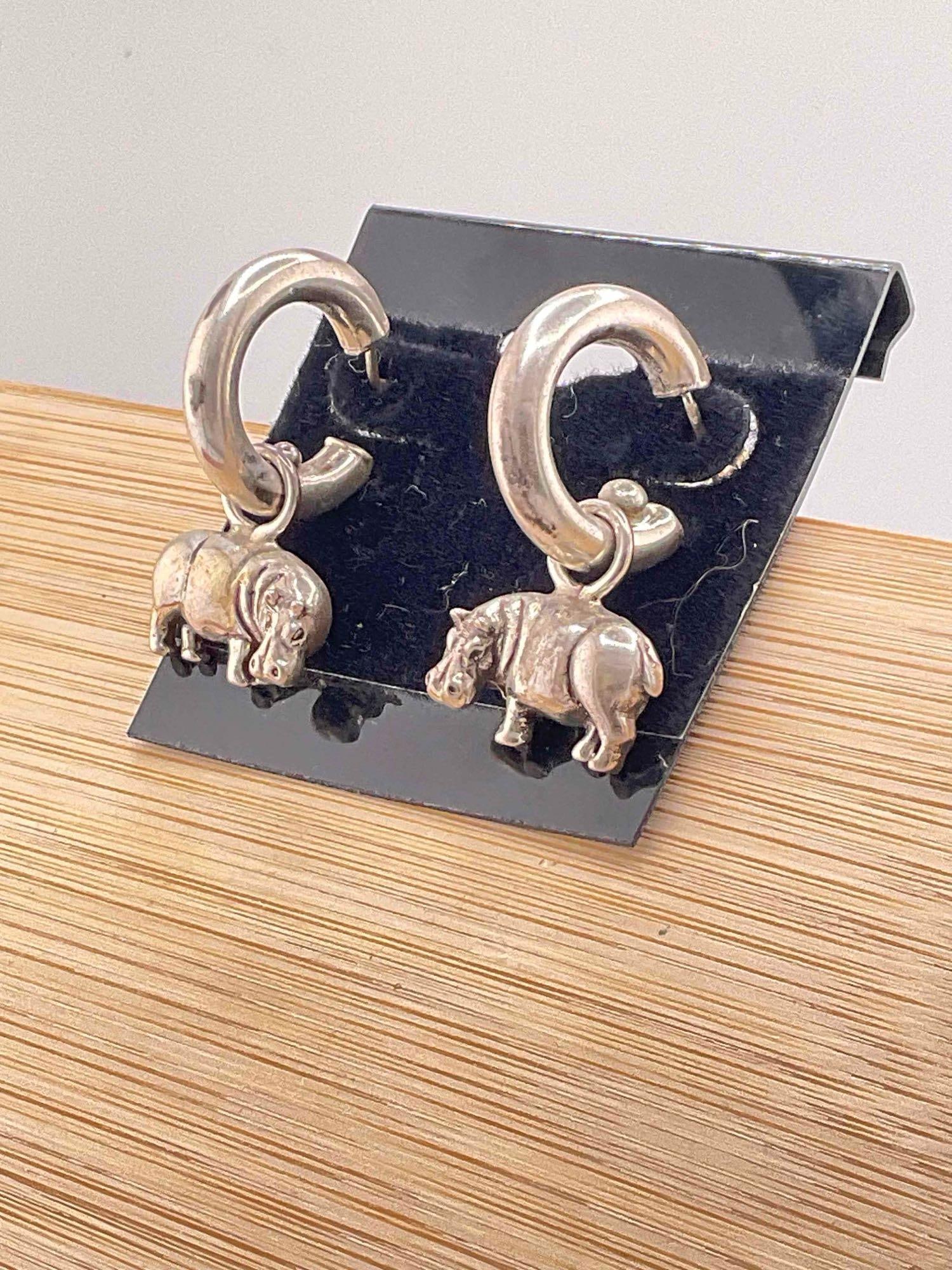 Vintage Carol Felley Sterling Silver Hoop Earrings w/ Hippopotamus Design. See pics. - 2