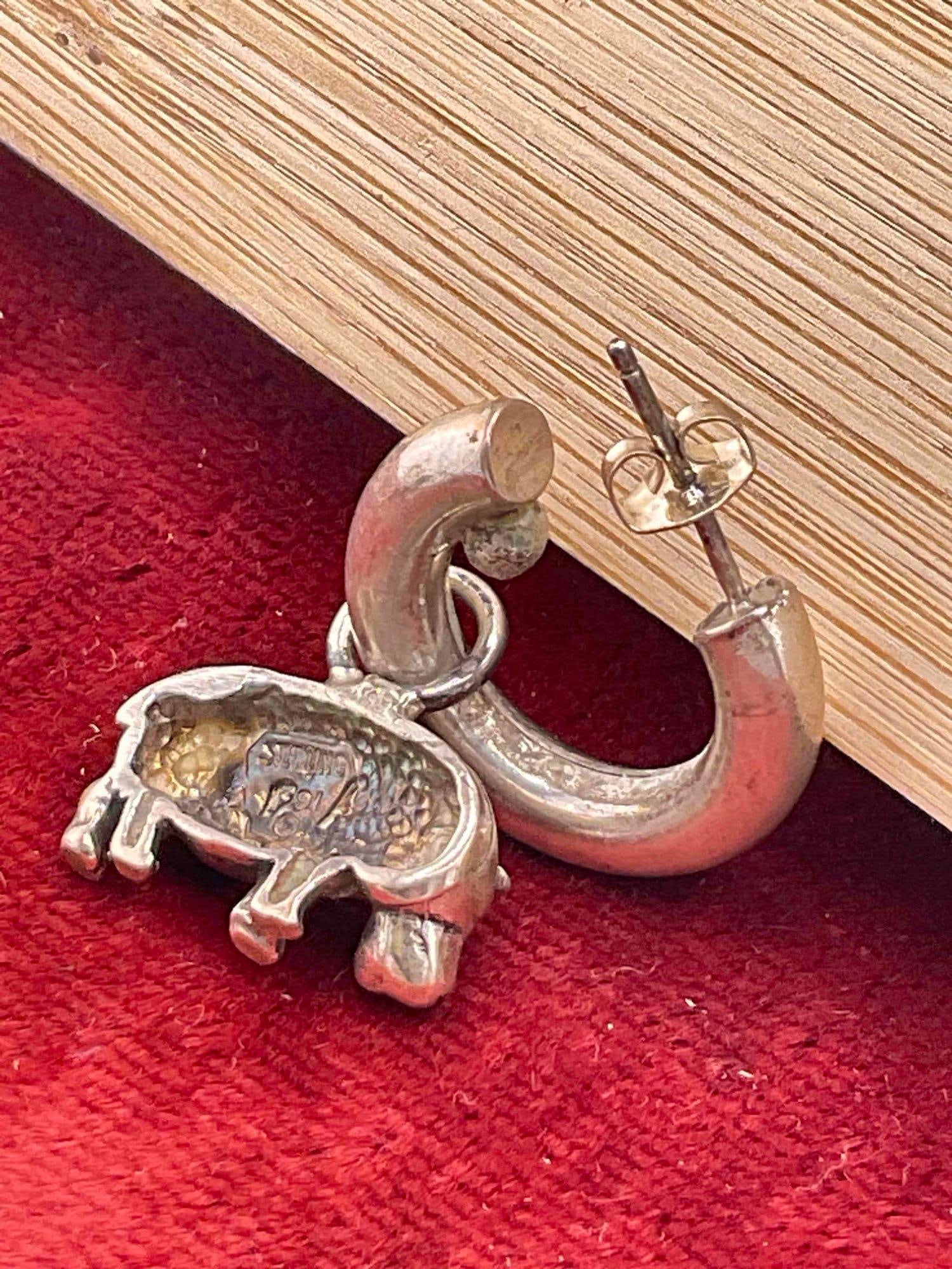 Vintage Carol Felley Sterling Silver Hoop Earrings w/ Hippopotamus Design. See pics. - 3