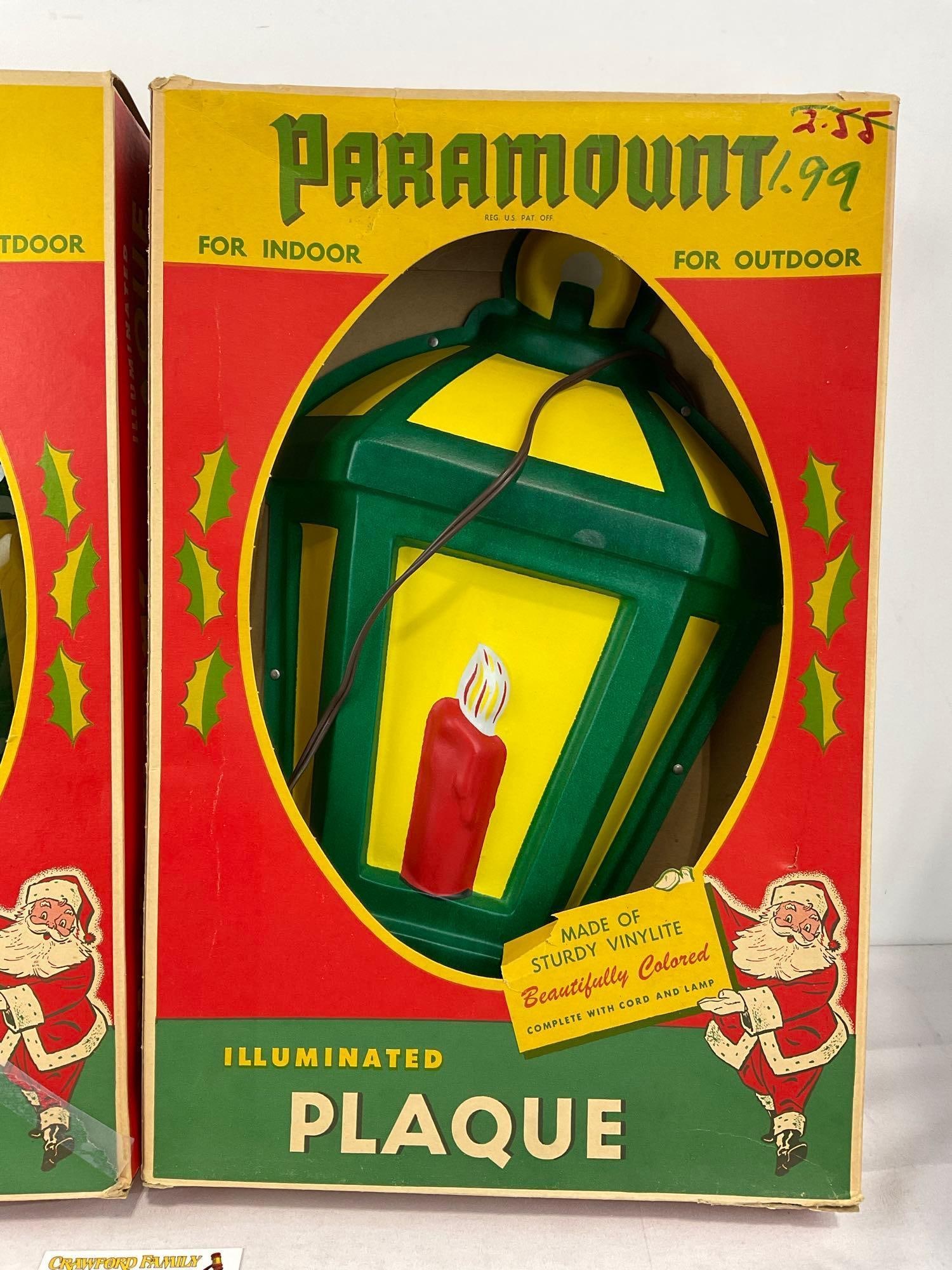 Pair of 1950s Paramount Illuminated Plaques, Candle Lantern style, in original boxes - 3