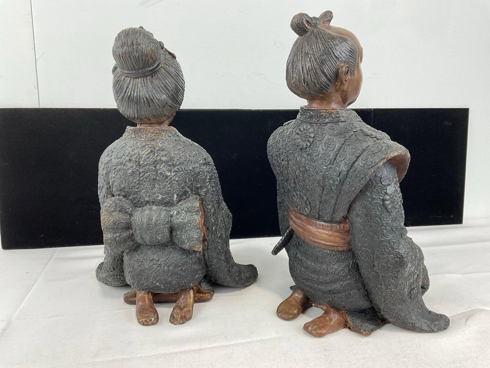 Vintage Pair of Bronze Statues, Japanese Man & Woman, Darkened Finish on Hair & Robes, 13x13x10 i... - 4