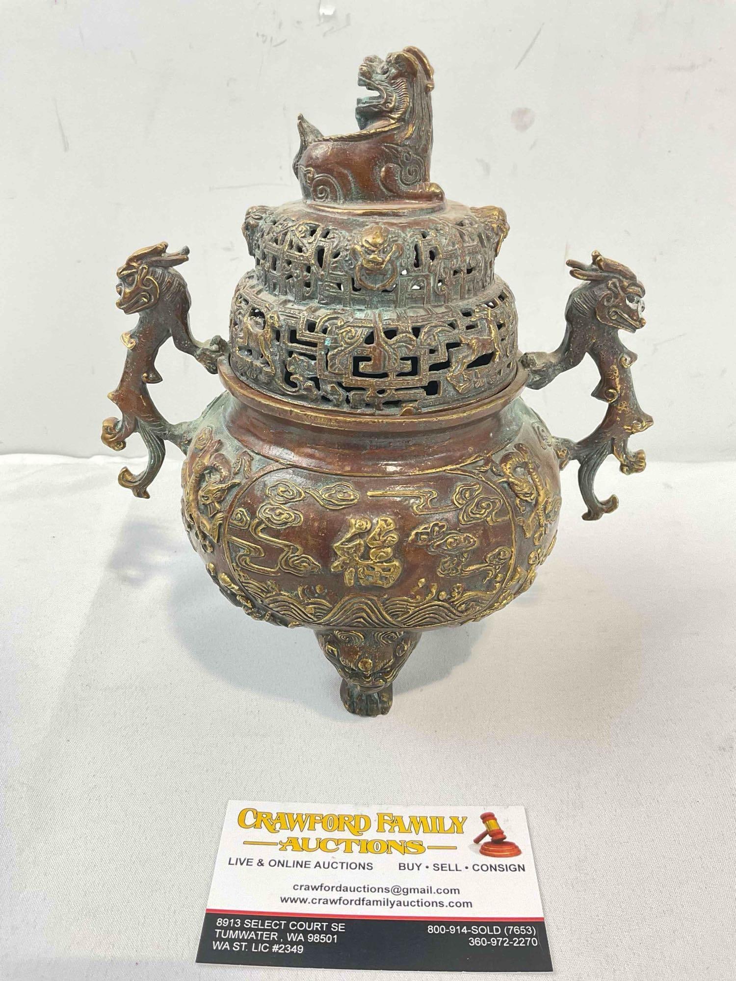 Antique Ming Dynasty Chinese Patinated Bronze Censer Incense Burner w/ Foo Dog Design. - 5
