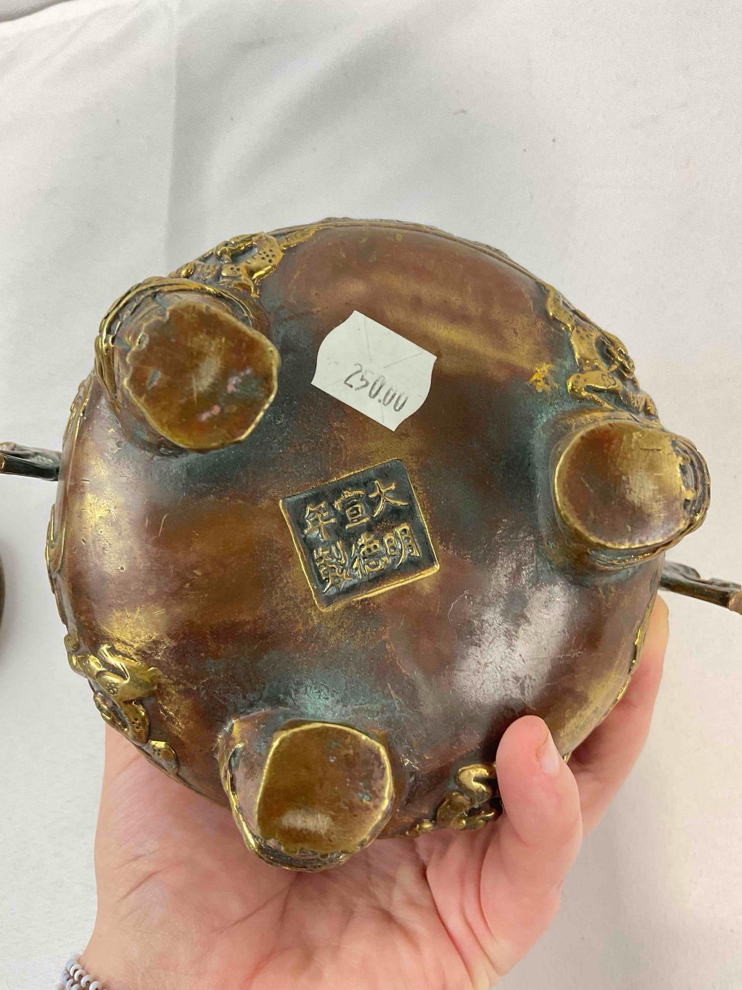 Antique Ming Dynasty Chinese Patinated Bronze Censer Incense Burner w/ Foo Dog Design. - 6