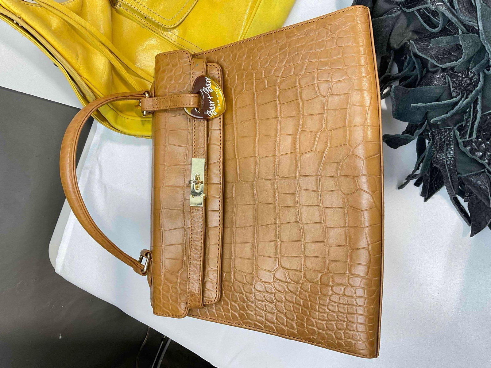 7 pcs Ladies Purses, incl. Hand Bags from Franco Sarto, Dooney & Bourke, Fossil & More! - 2