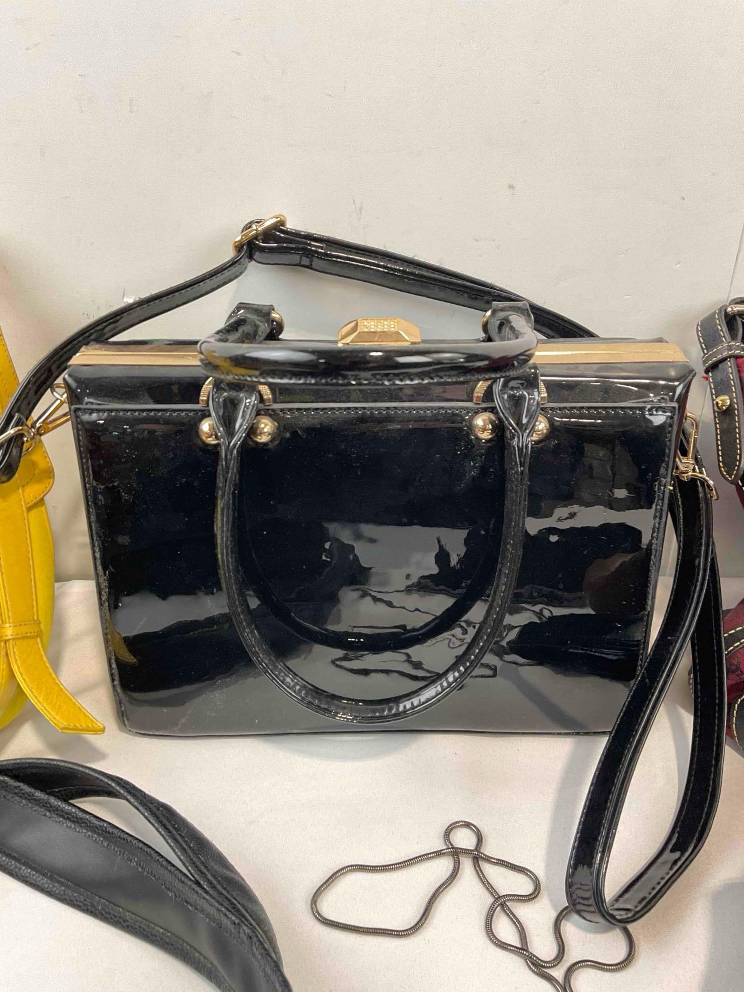 7 pcs Ladies Purses, incl. Hand Bags from Franco Sarto, Dooney & Bourke, Fossil & More! - 5