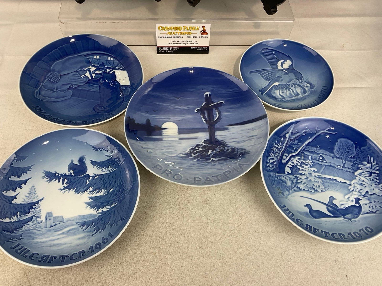 7 1960s Bing & Grondahl Royal Copenhagen Blue & White Commemorative Plates, Mothers Day, Jule After - 3