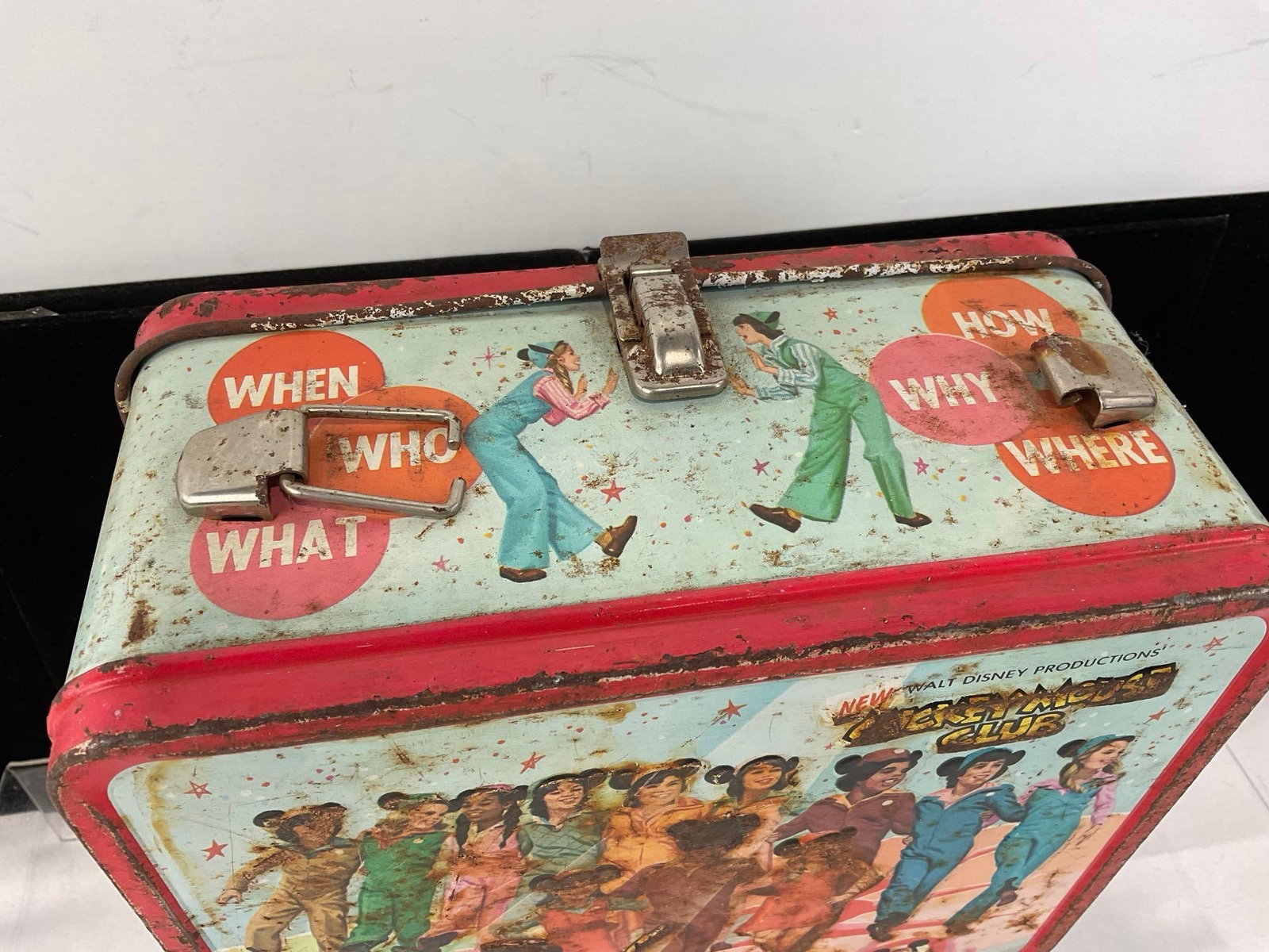 Vintage 1977 Walt Disney prod. Mickey Mouse Club Metal Lunchbox by Aladdin, needs TLC - 3