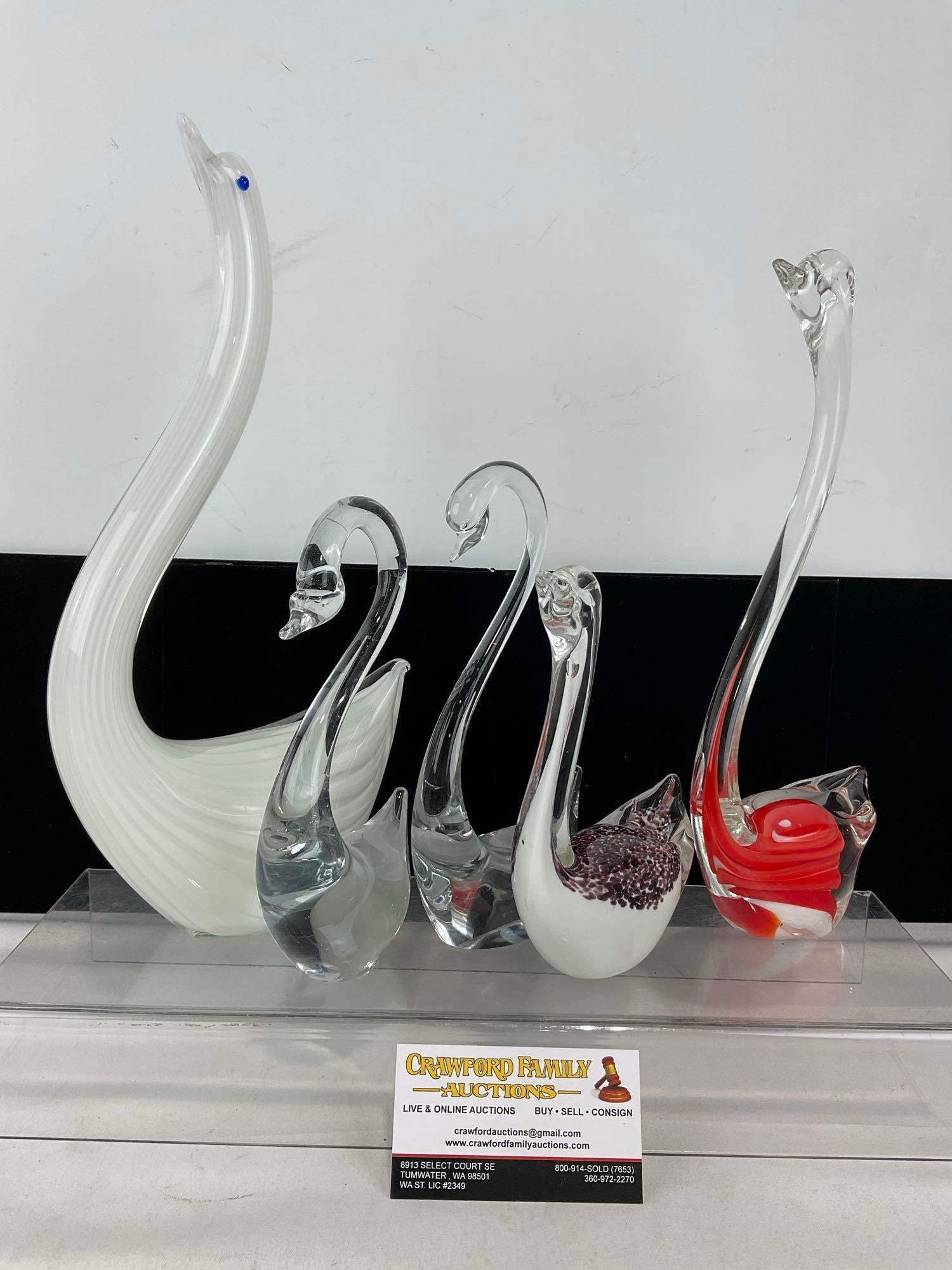 5 Glass Swan Figures, Murano Red & Clear, 2 Clear, 1x Purple Dot on White, & 1x White Streaks: Appears to be in good shape. The piece measures approx 7h x 9w x 12d inches. See pics. E-6080
