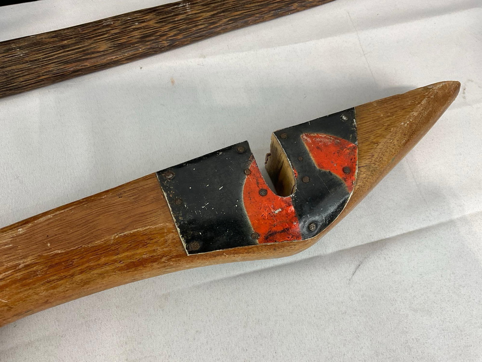 Primitive style crossbow, marked Made in Negrito 1974, Wooden Crossbar & Stock - 4