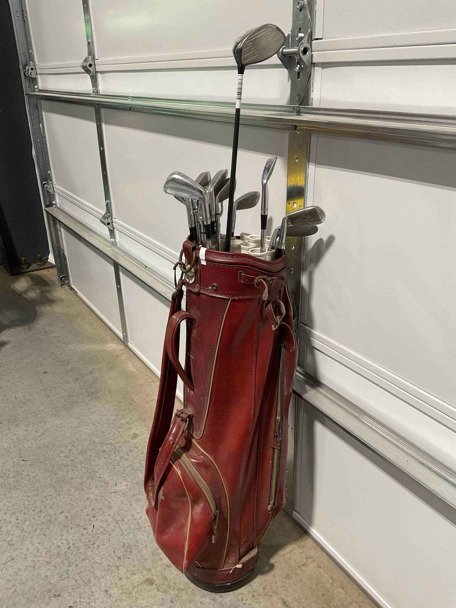 Vintage hot-z Red Leather Golf Bag w/ 12 pcs Golf Clubs, incl. 1x Big Bertha & 11x Walter Hagen. - 2