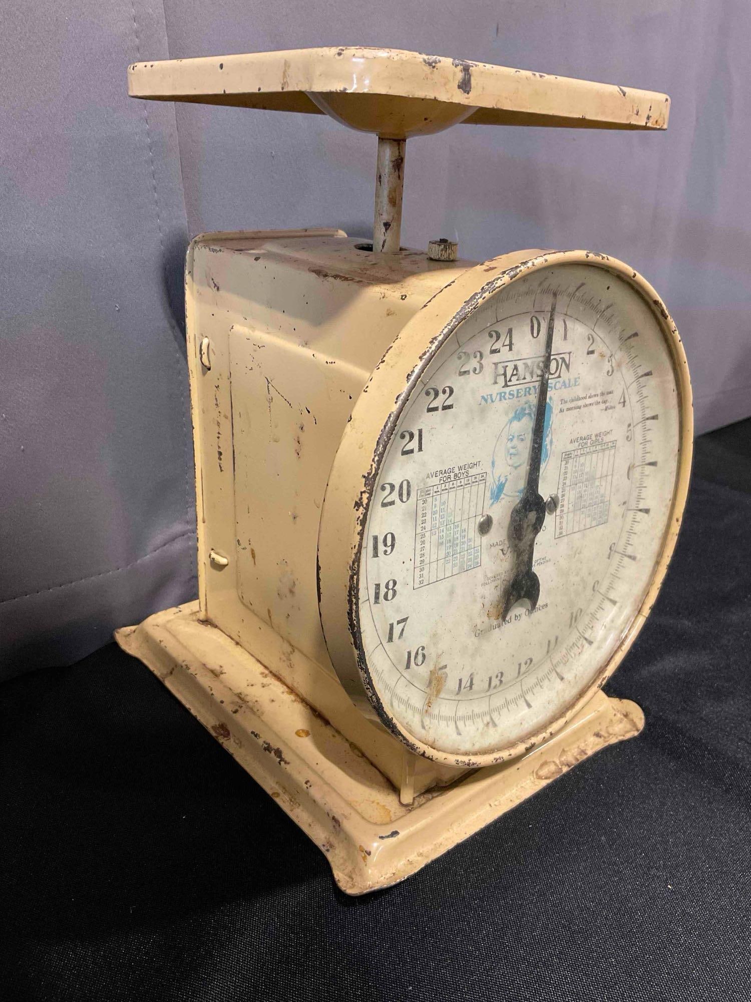 2 pcs Vintage Metal Scales, incl. Hanson Nursery Scale & Pelouze Dairy Scale. See pics. - 4